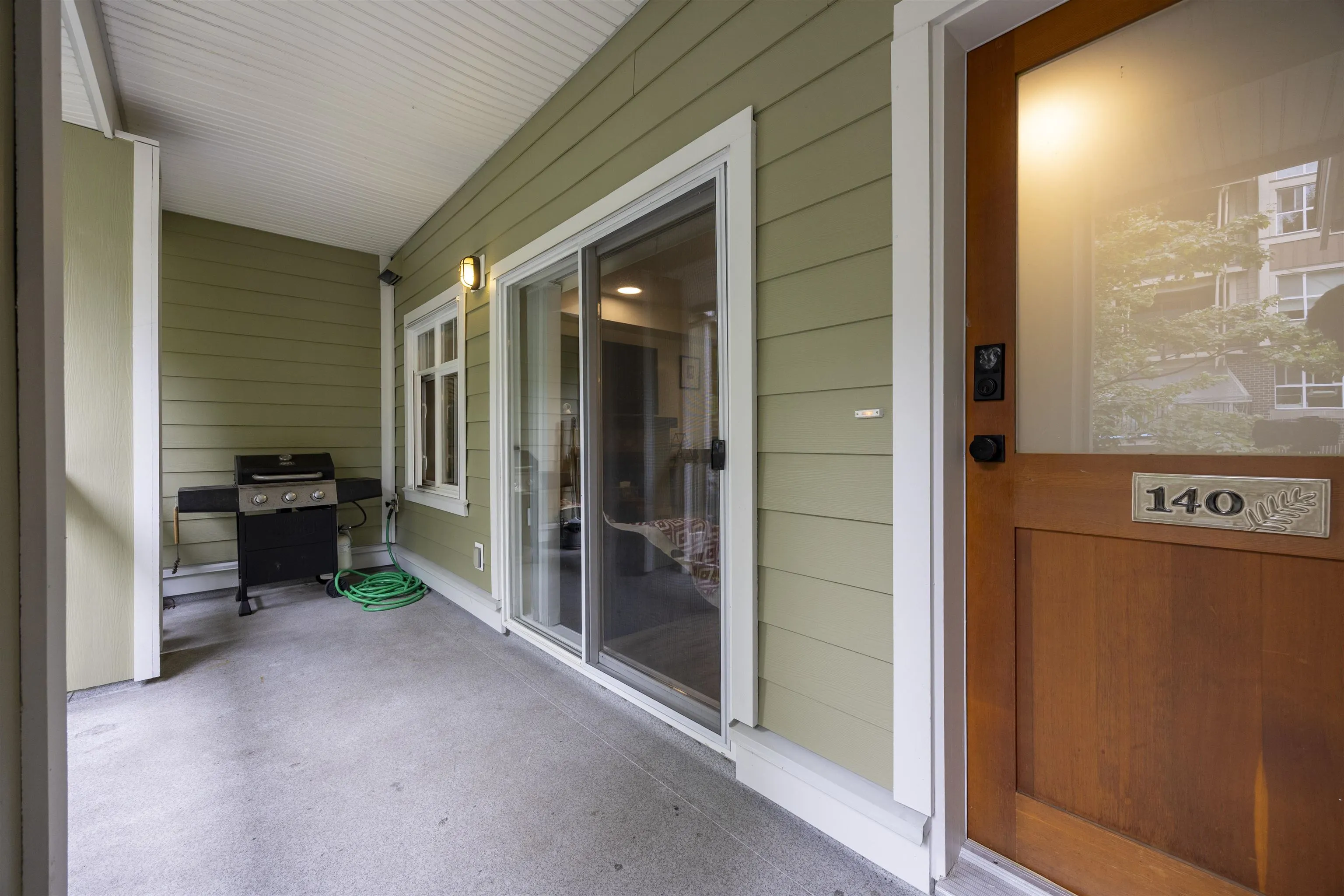 140 7388 Macpherson Avenue