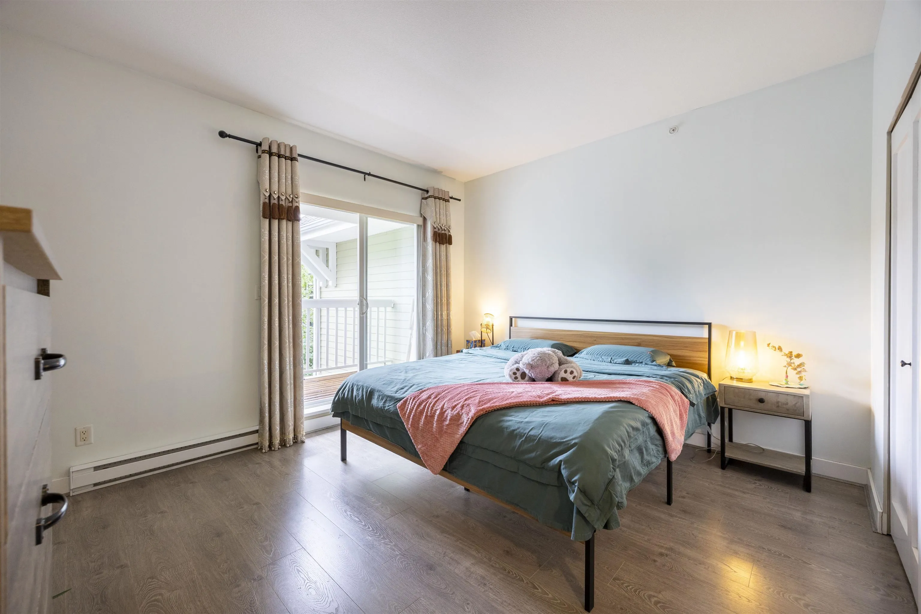 140 7388 Macpherson Avenue