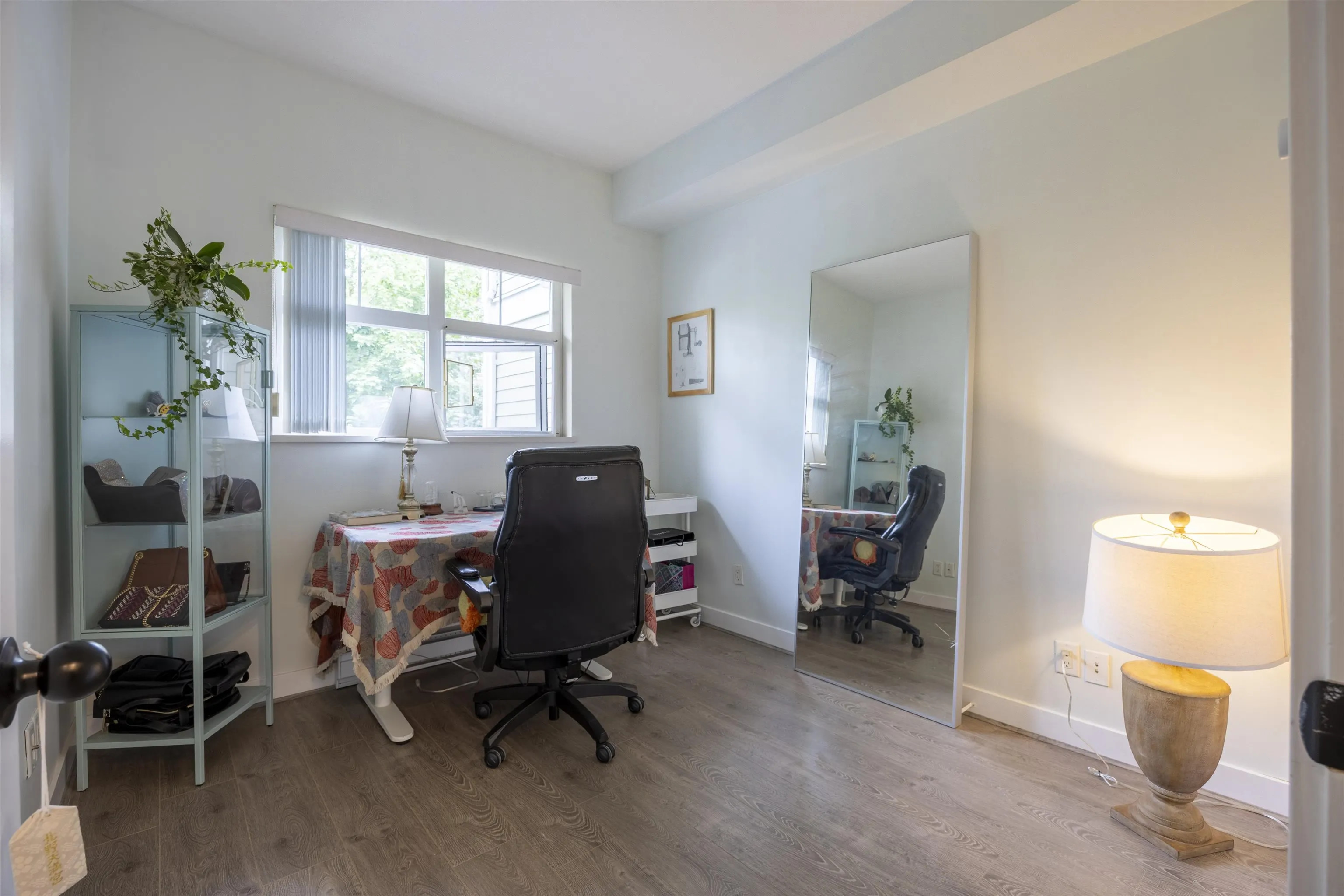140 7388 Macpherson Avenue