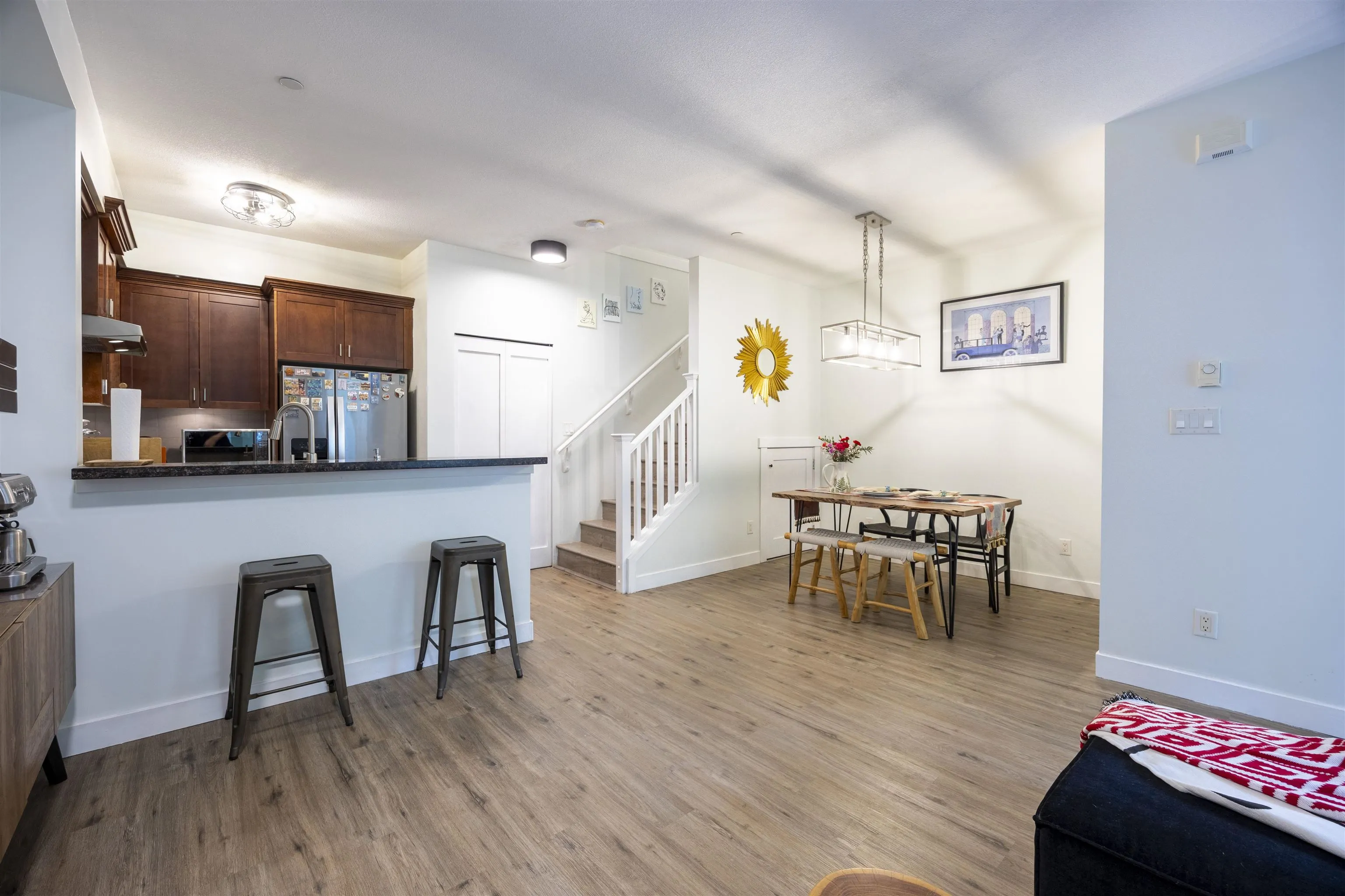 140 7388 Macpherson Avenue