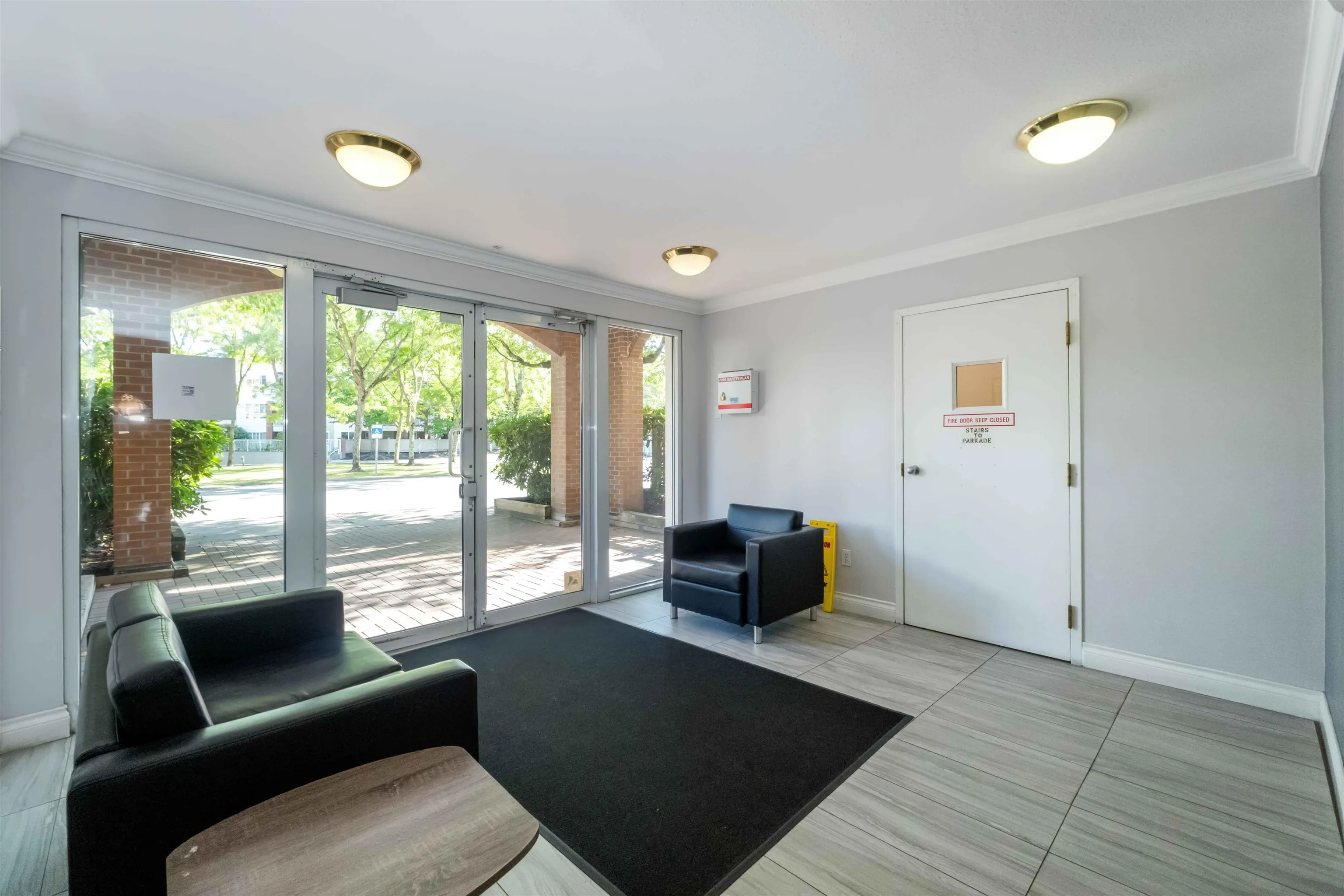 405 15885 84 Avenue