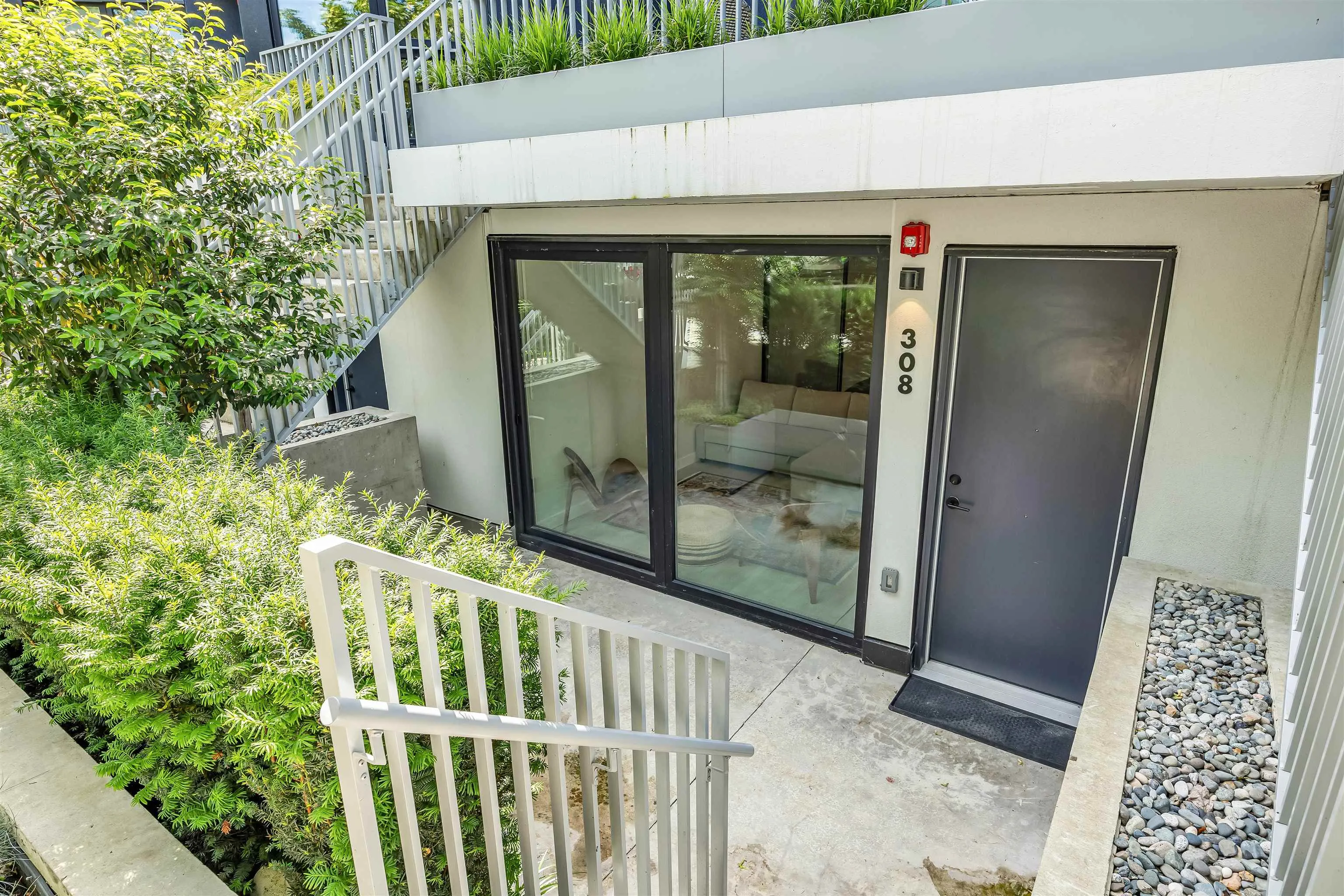 308 E 15th Avenue