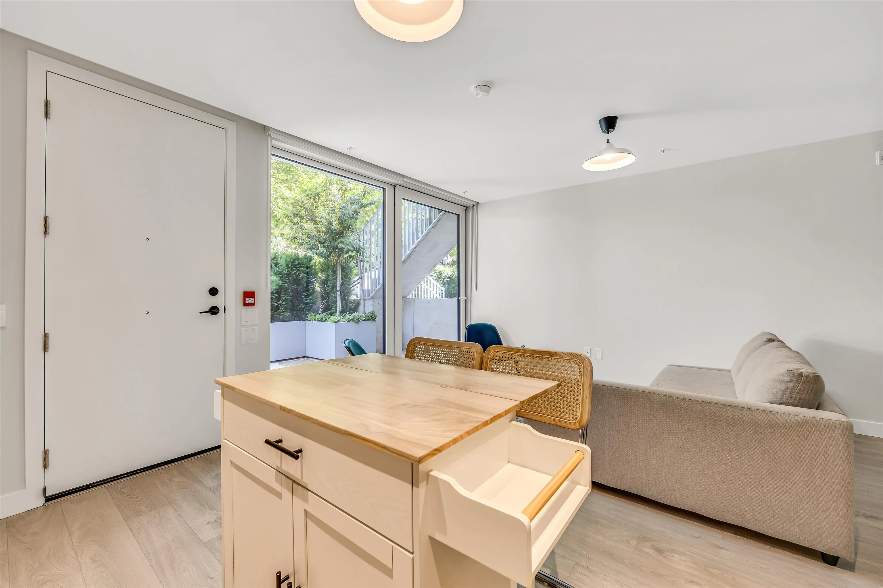 308 E 15th Avenue