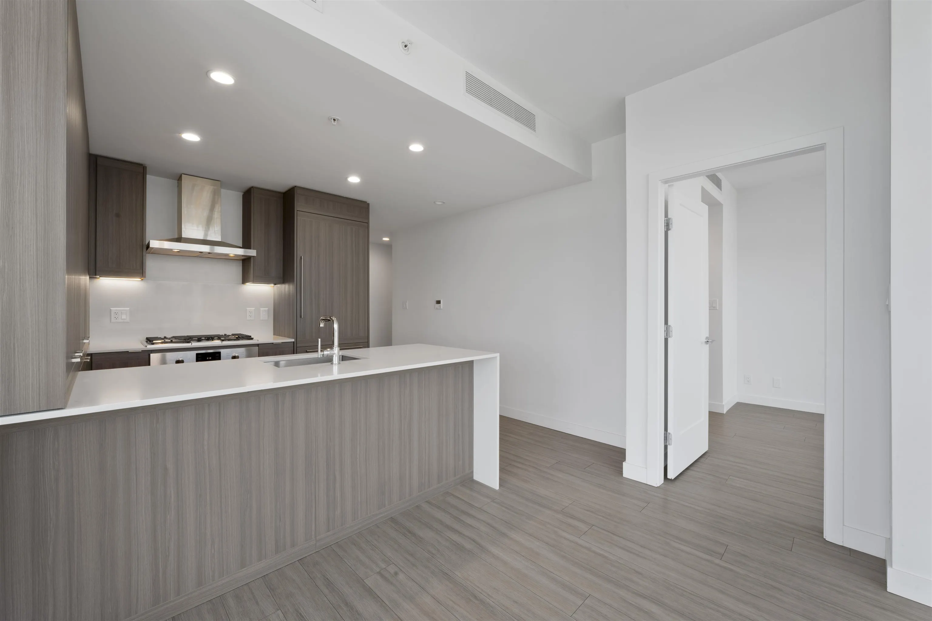 2401 2351 Beta Avenue