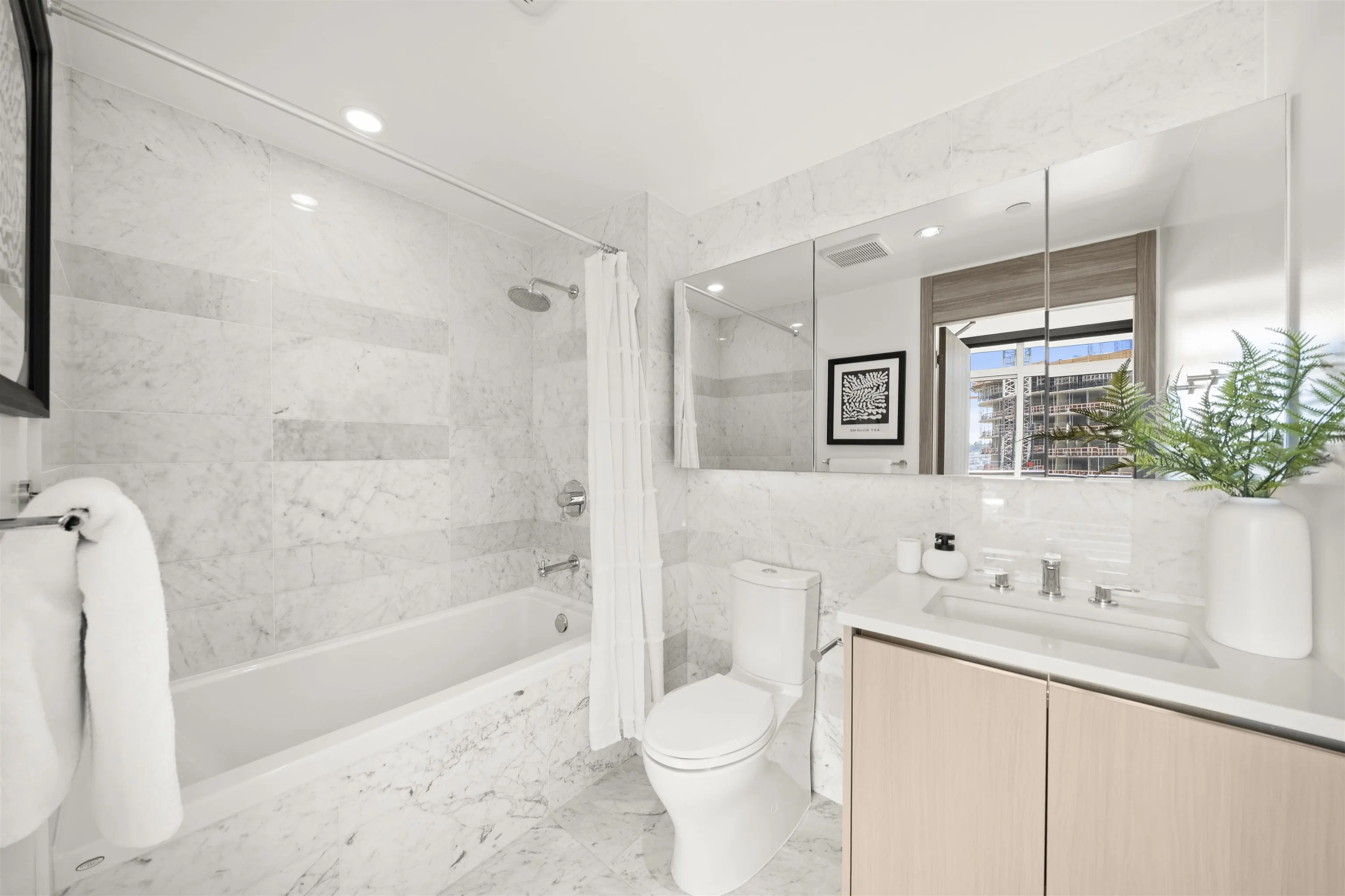 511 4730 Lougheed Highway