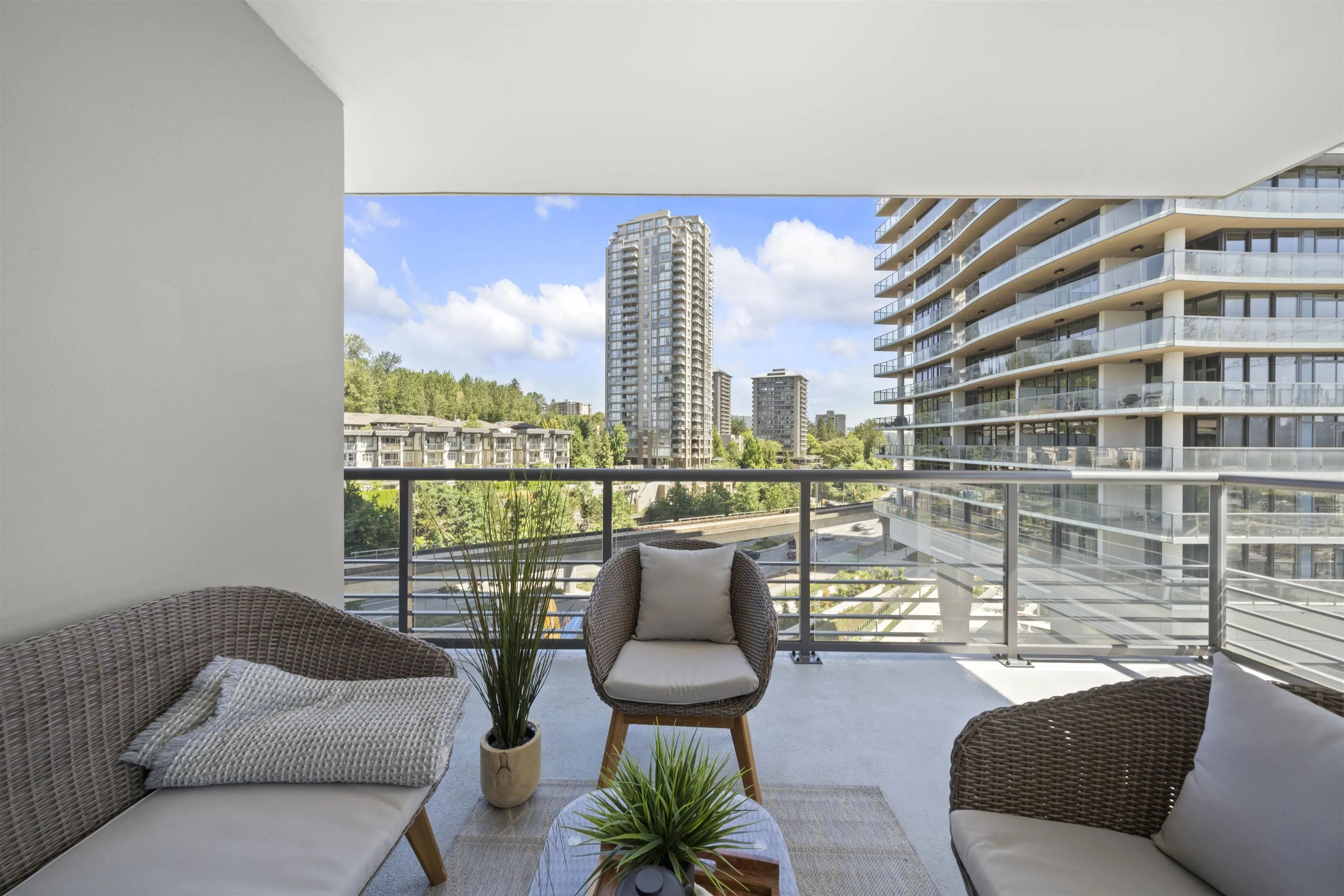 511 4730 Lougheed Highway