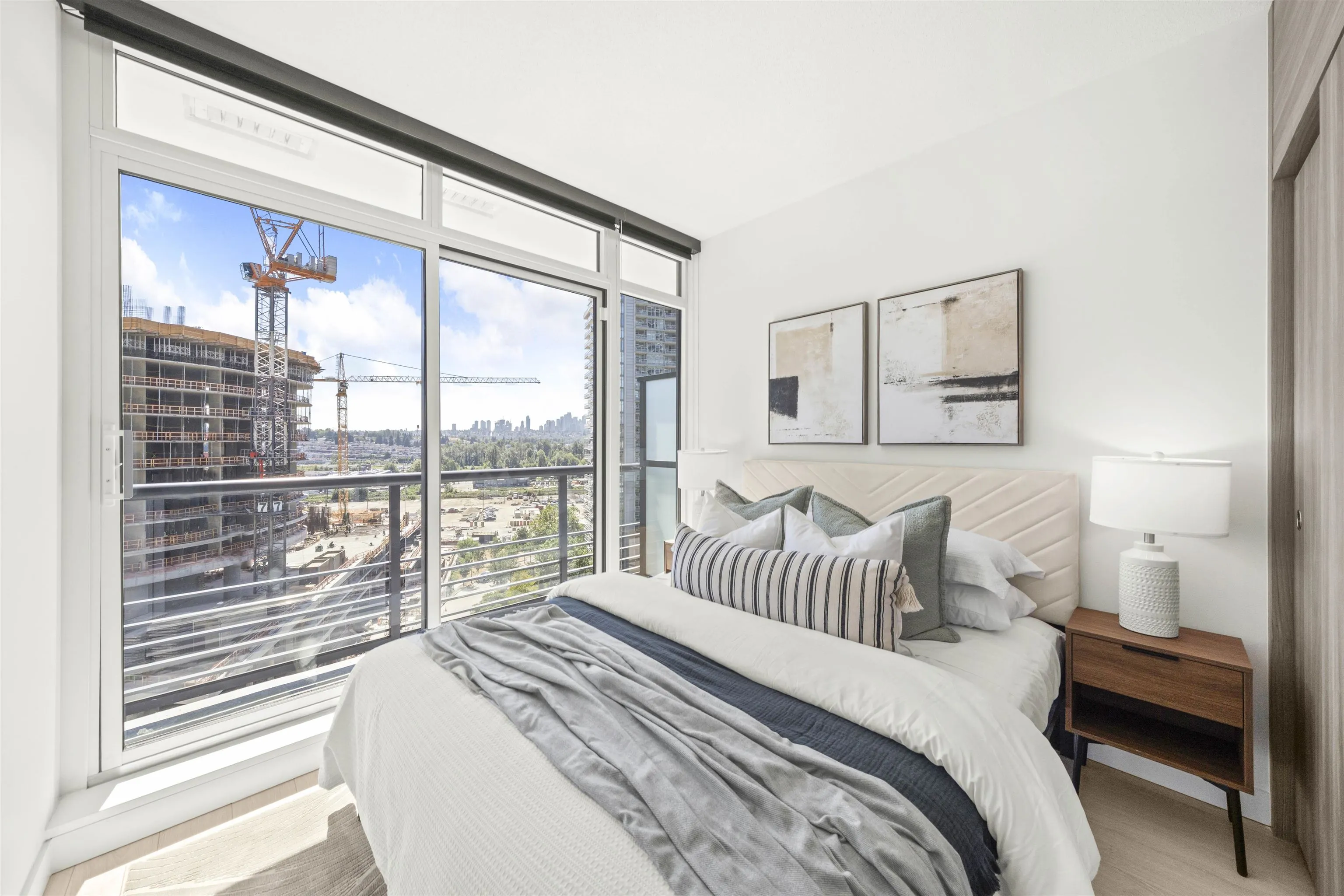 511 4730 Lougheed Highway