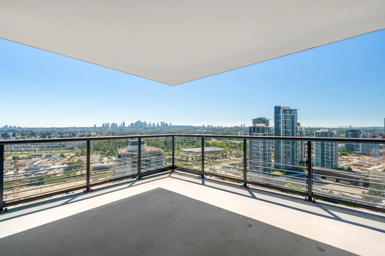 2202 4730 Lougheed Highway