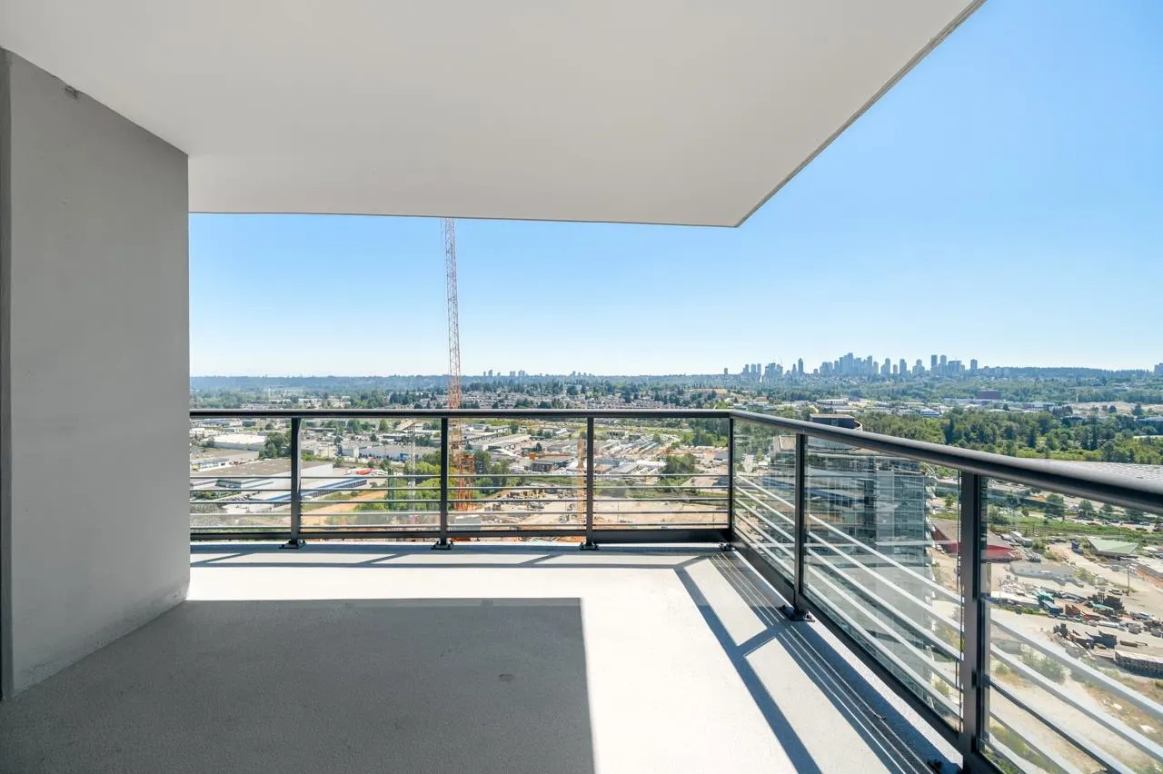 2202 4730 Lougheed Highway