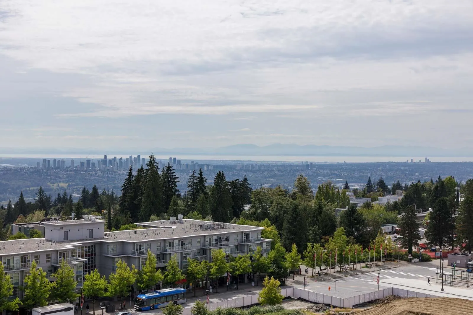 1004 9025 Highland Court