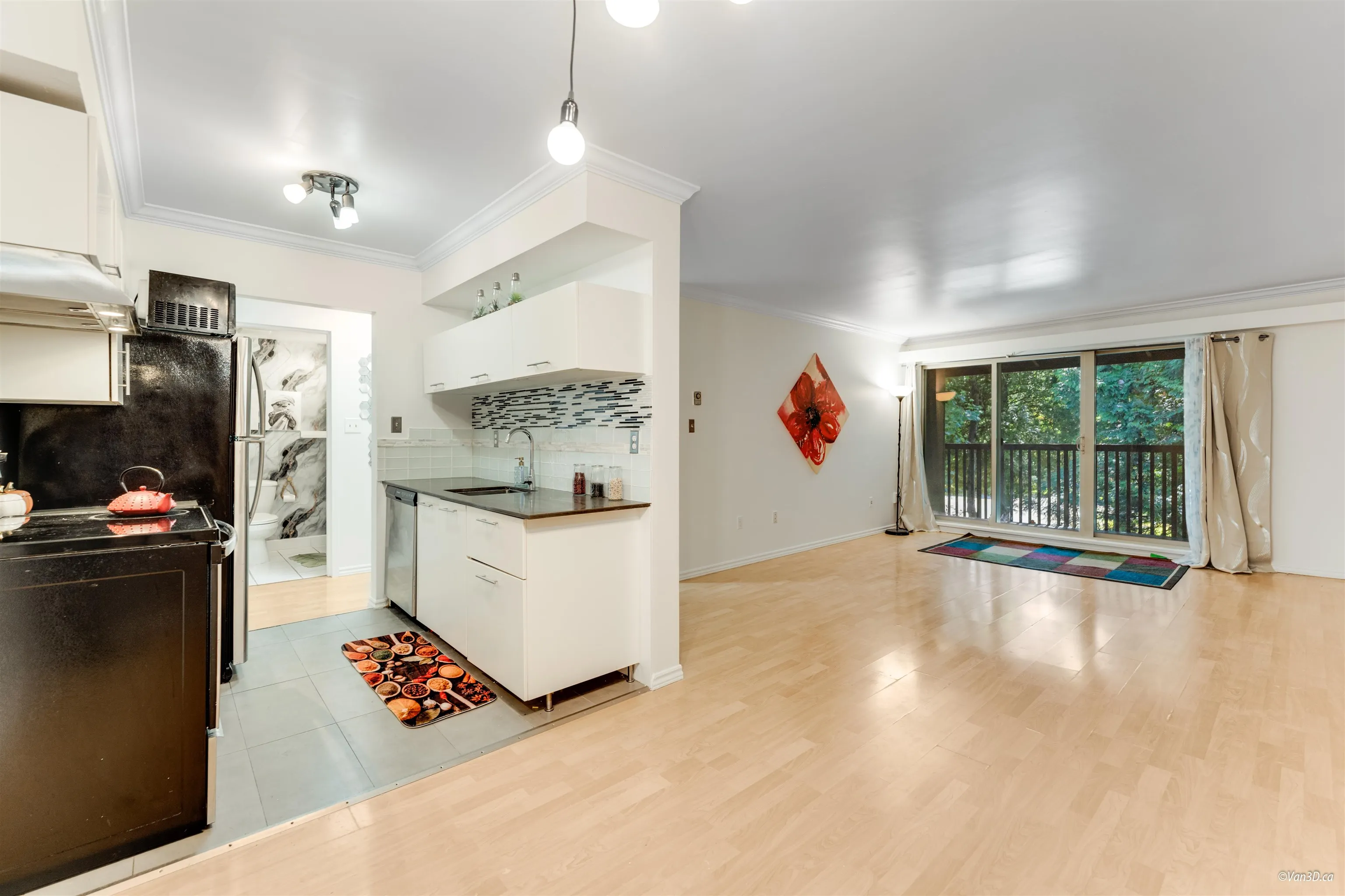 403 9867 Manchester Drive
