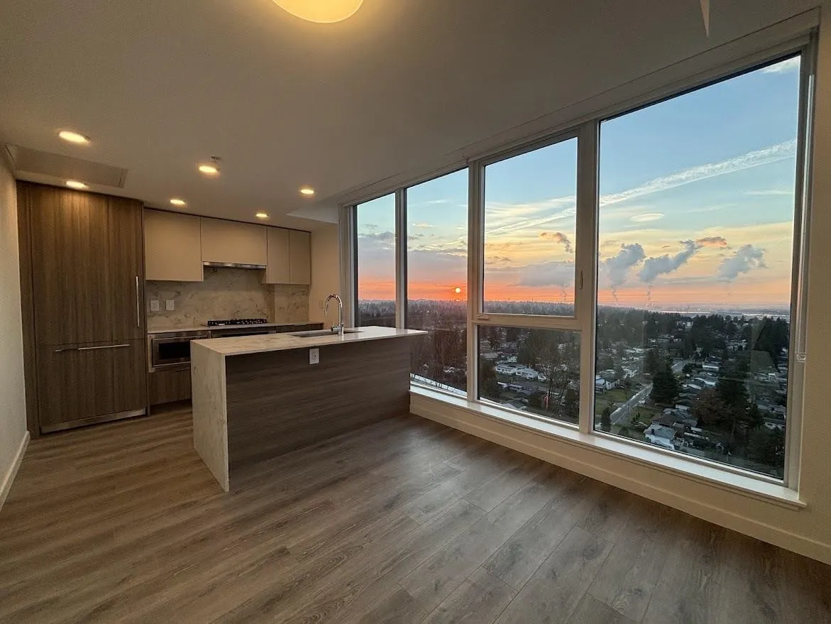 2304 10333 133 Street