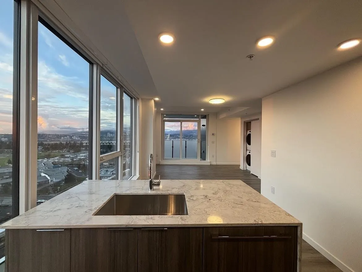 2304 10333 133 Street