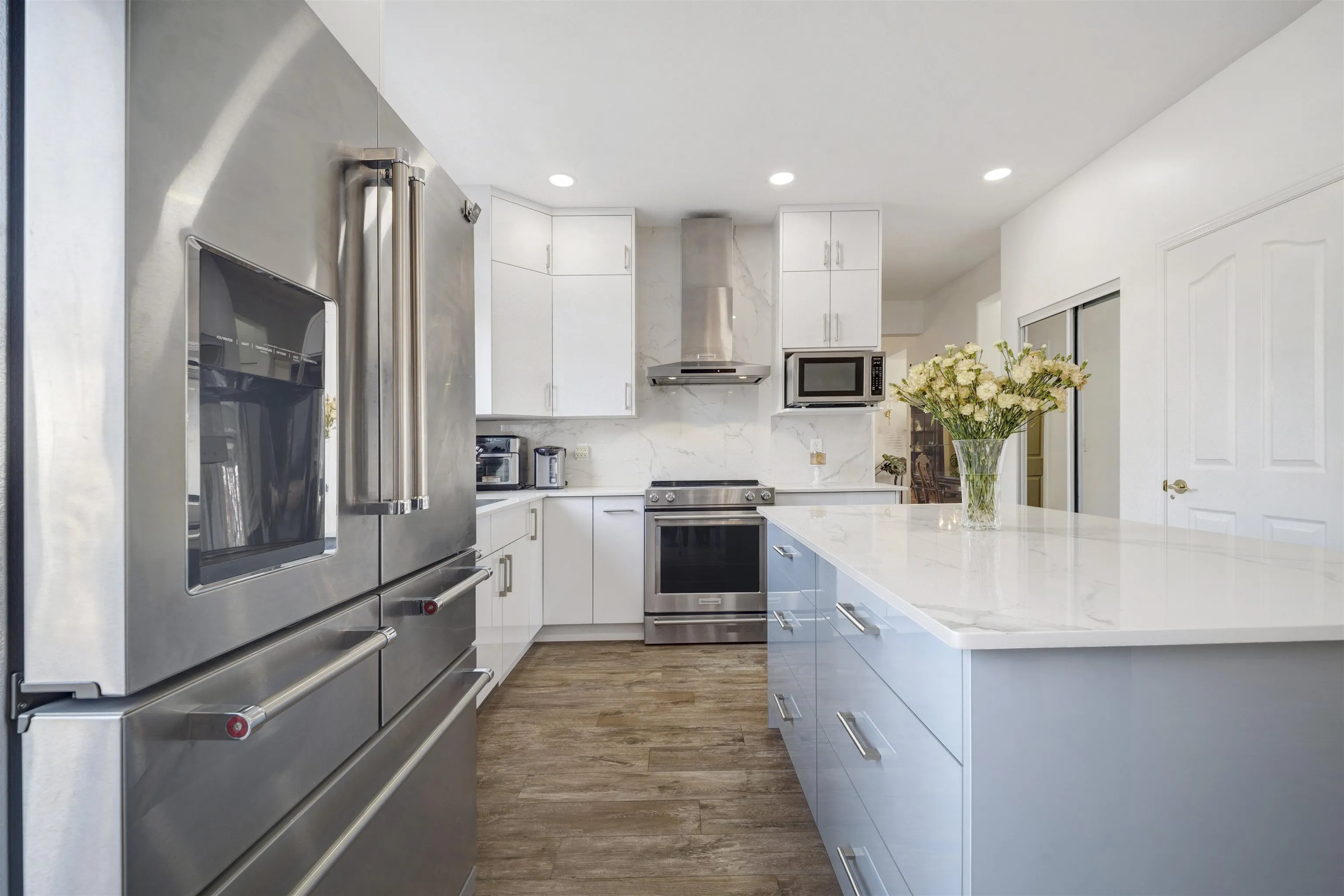 1355 Riverwood Gate