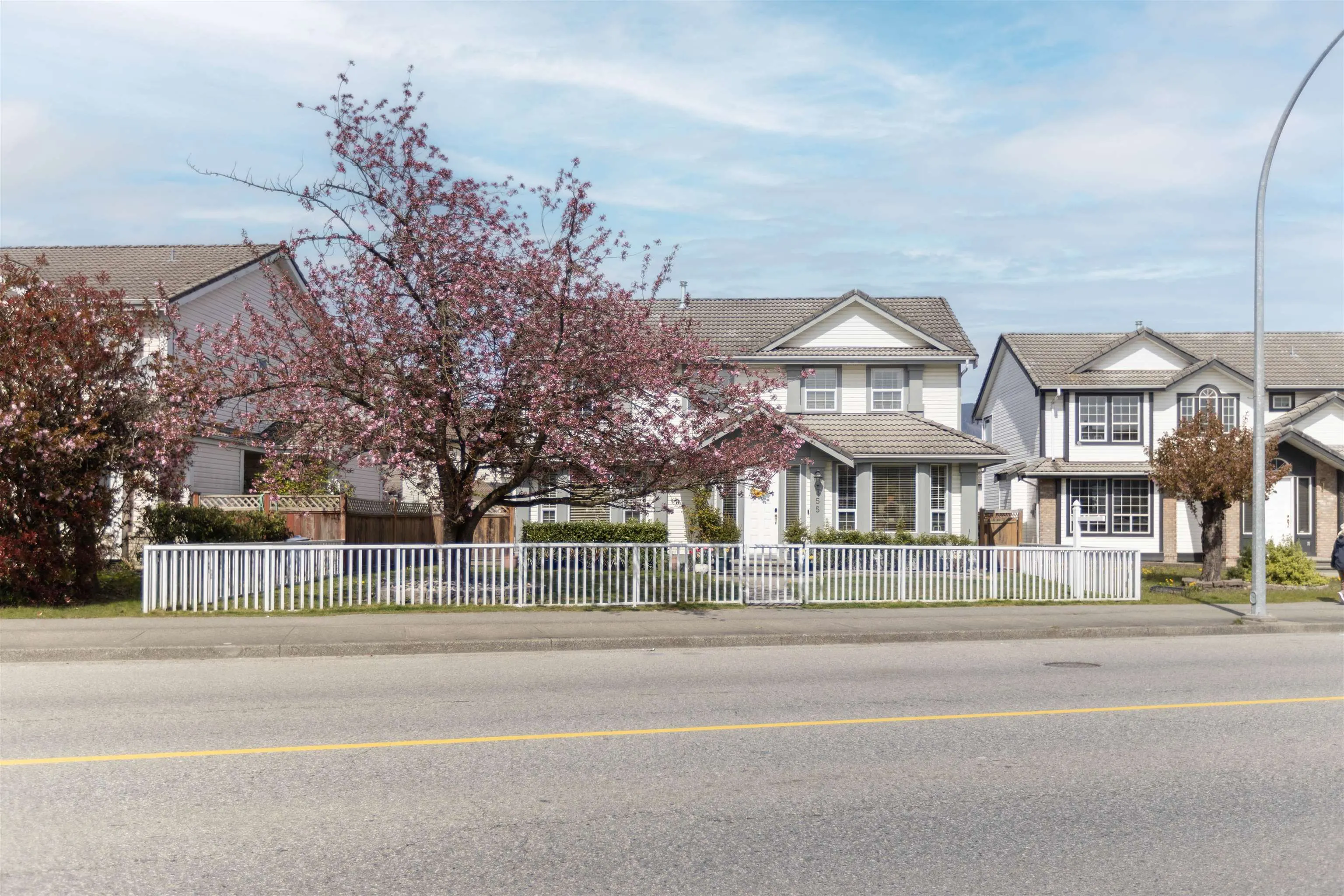 1355 Riverwood Gate