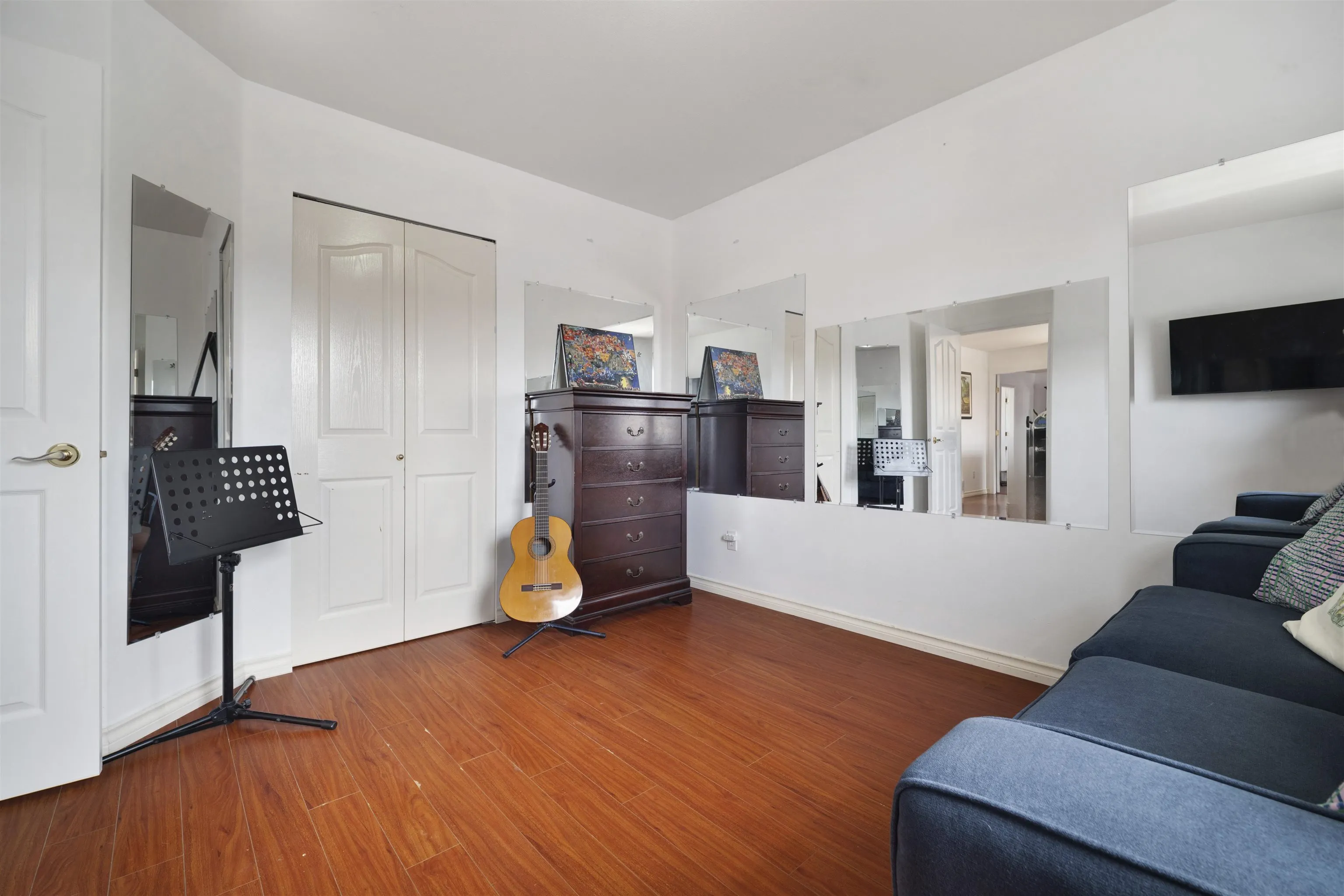 1355 Riverwood Gate