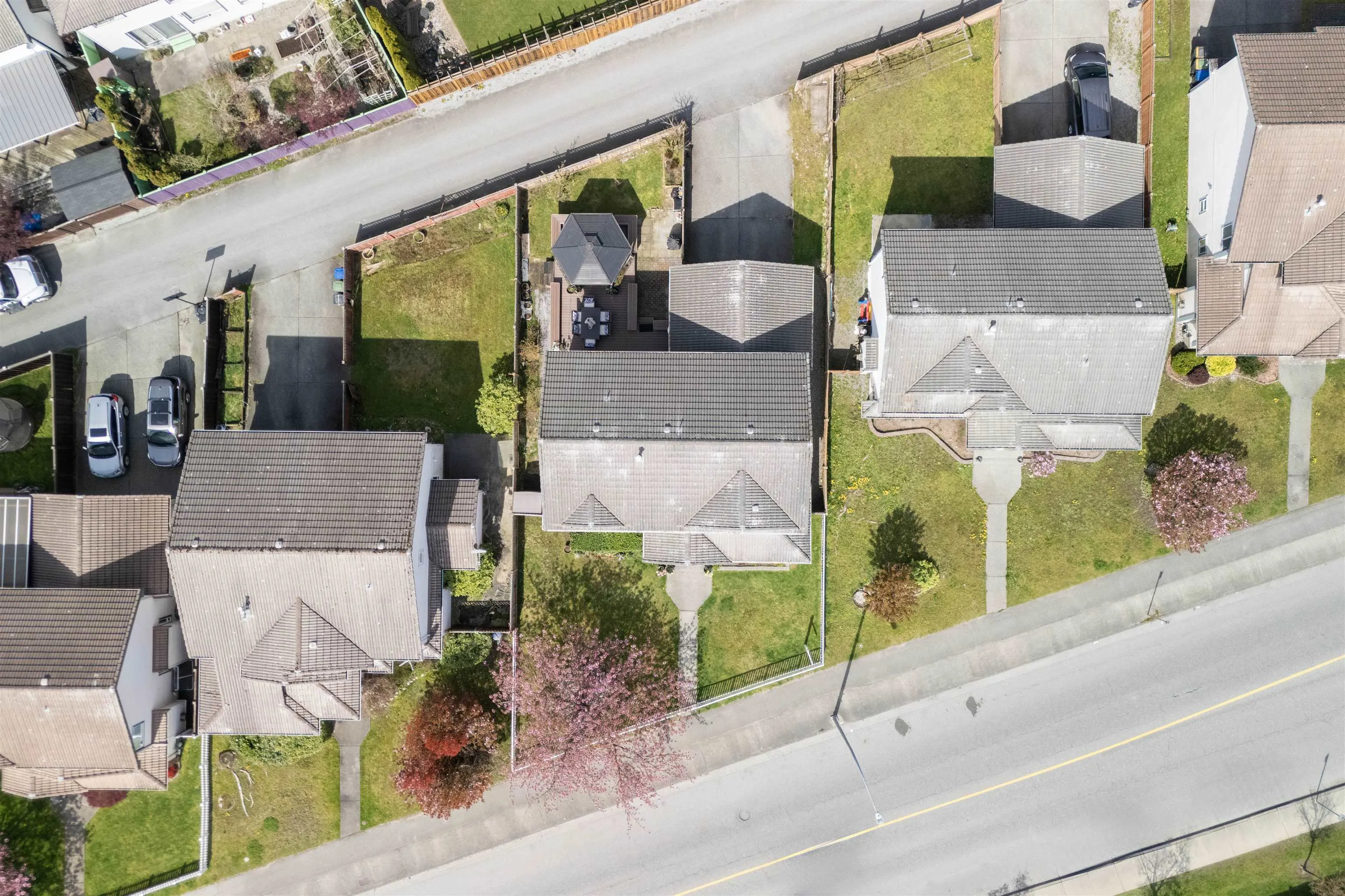 1355 Riverwood Gate