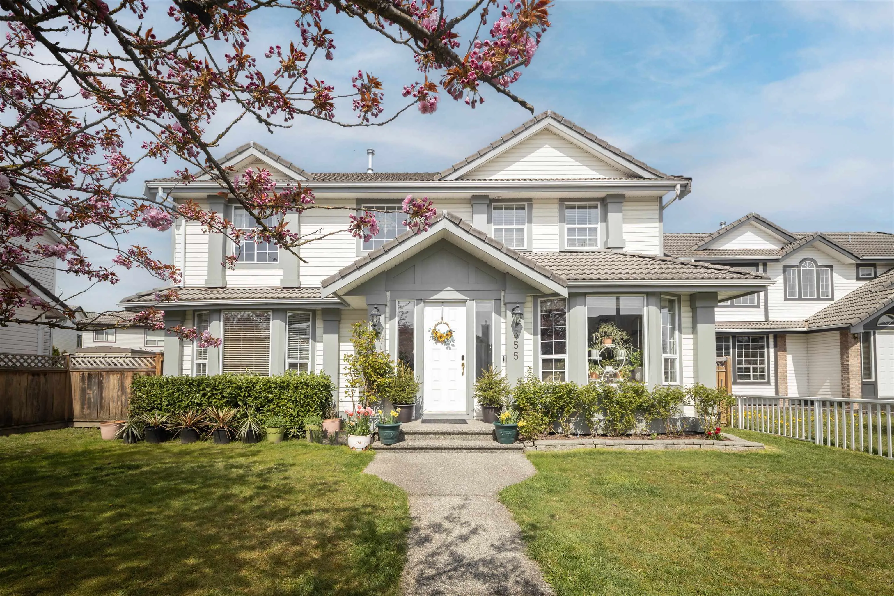 1355 Riverwood Gate
