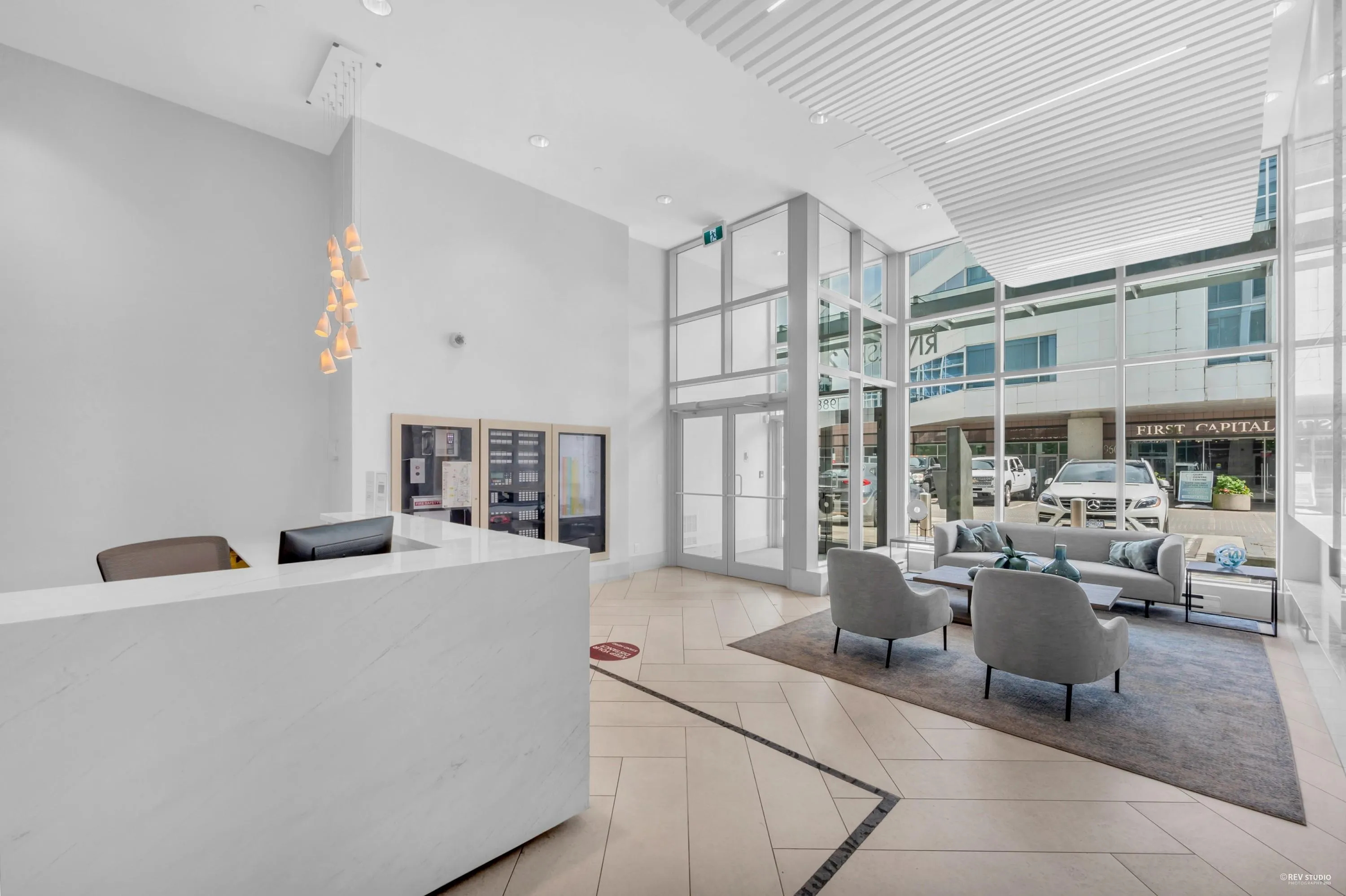 2003 988 Quayside Drive