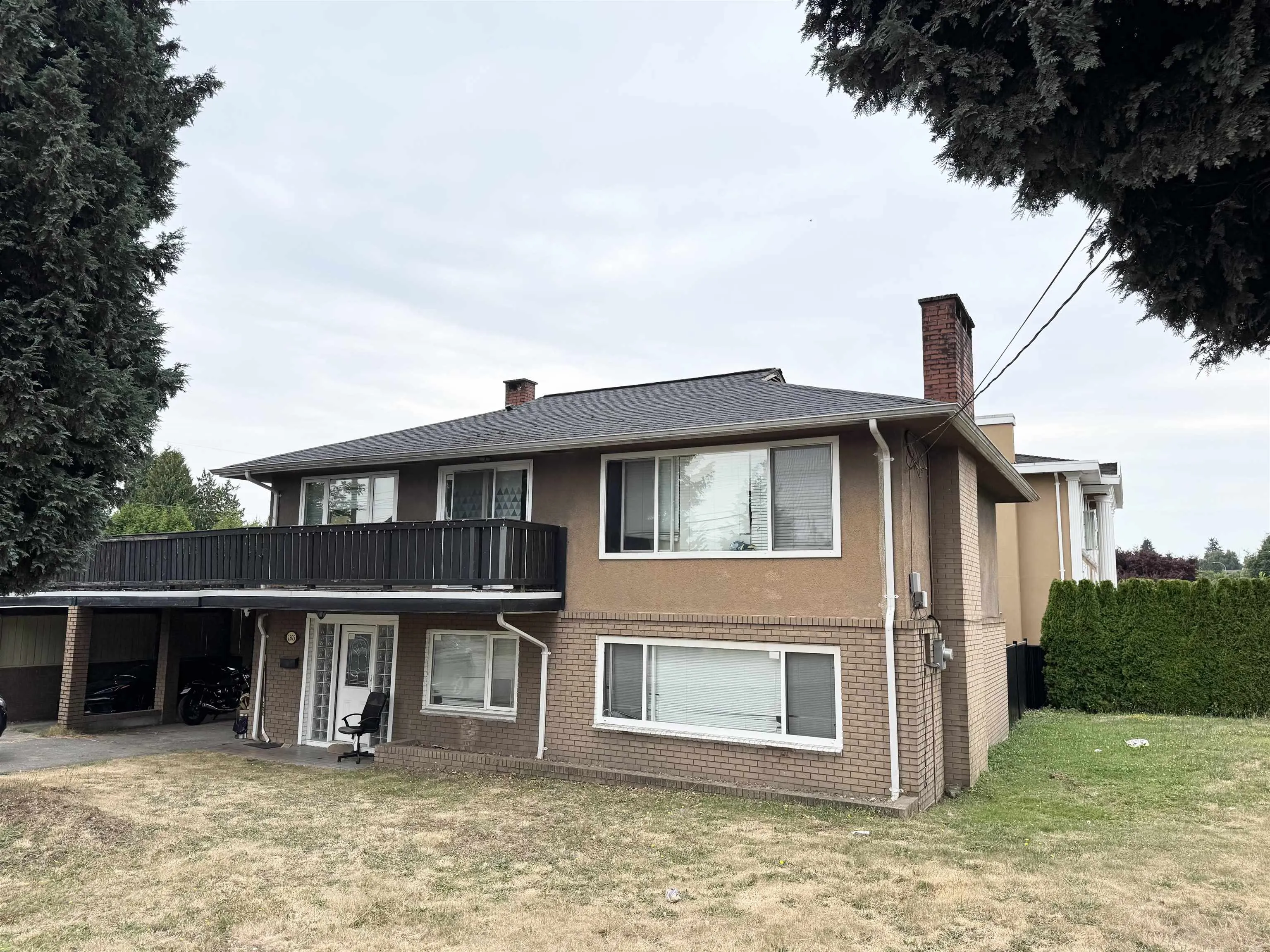 1305 Kensington Avenue