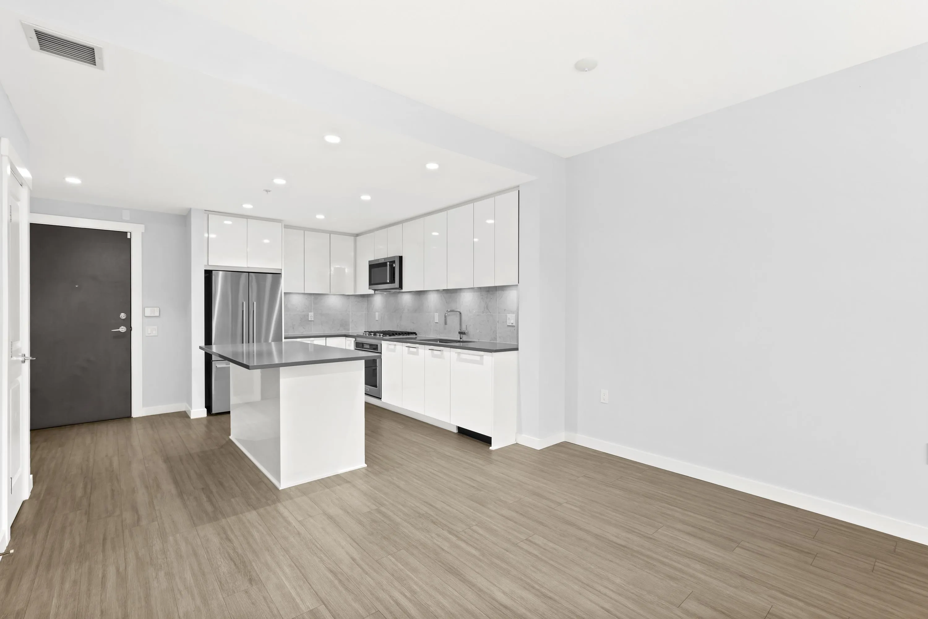 110 2663 Library Lane