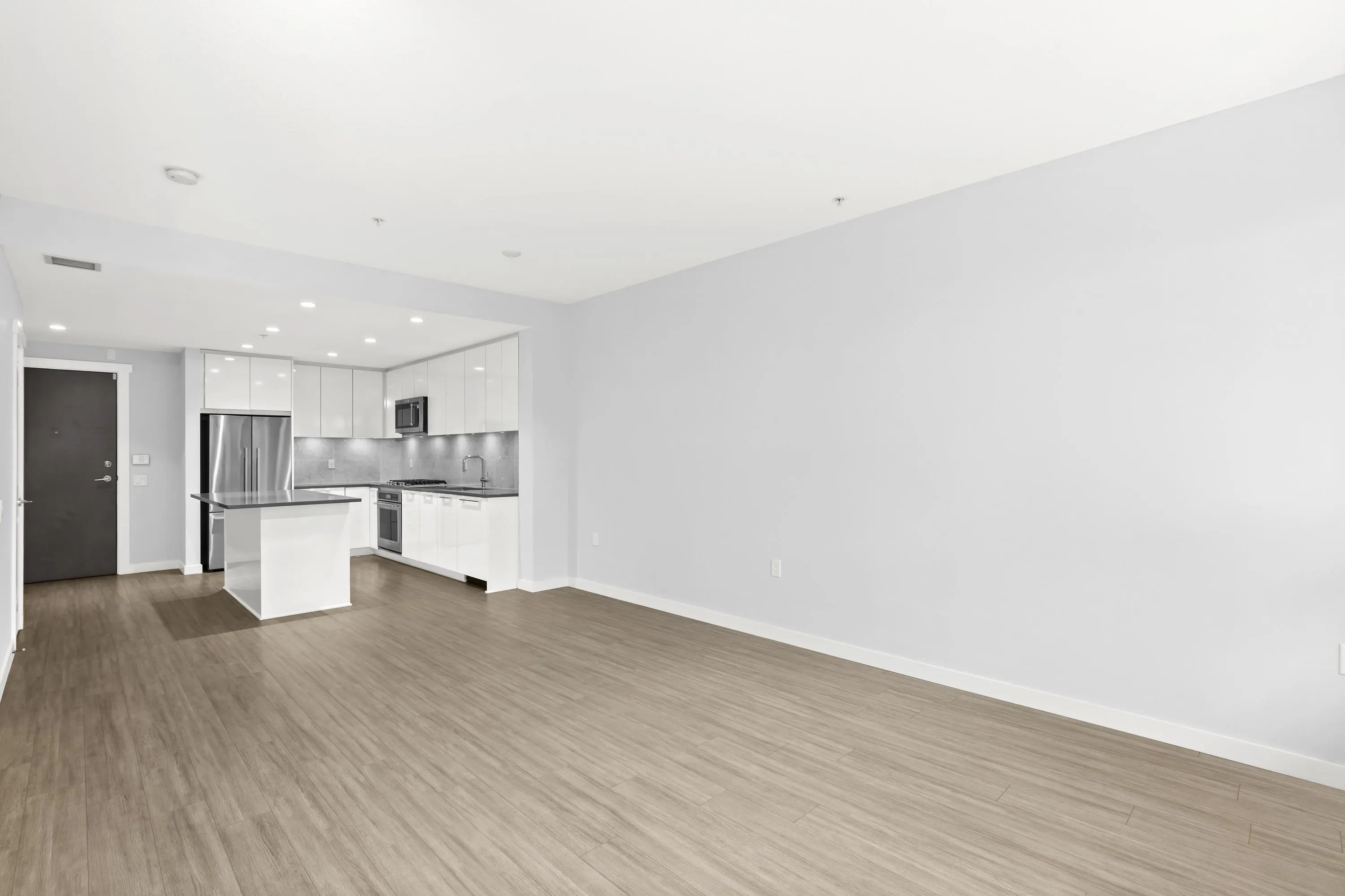 110 2663 Library Lane
