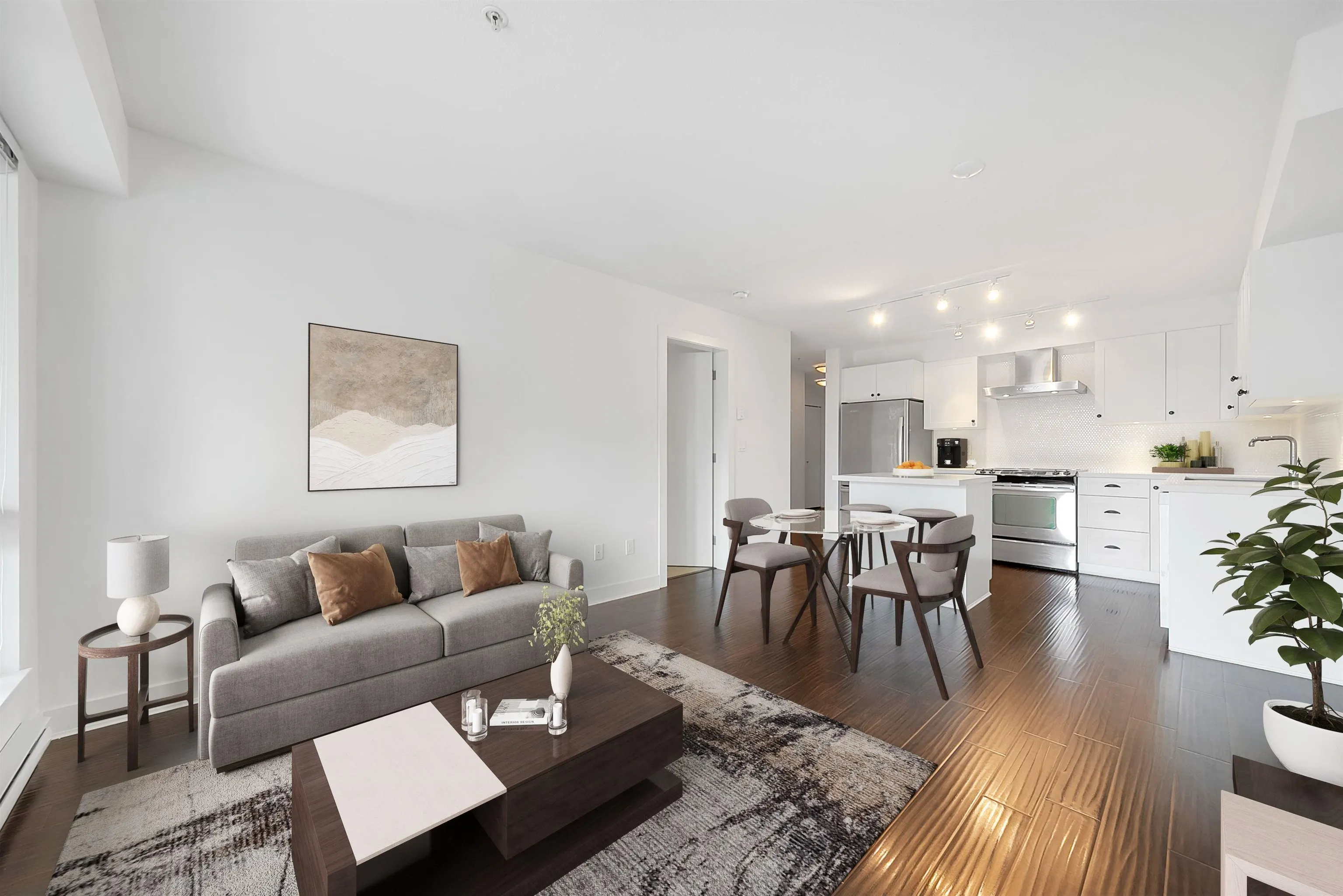 201 500 Royal Avenue