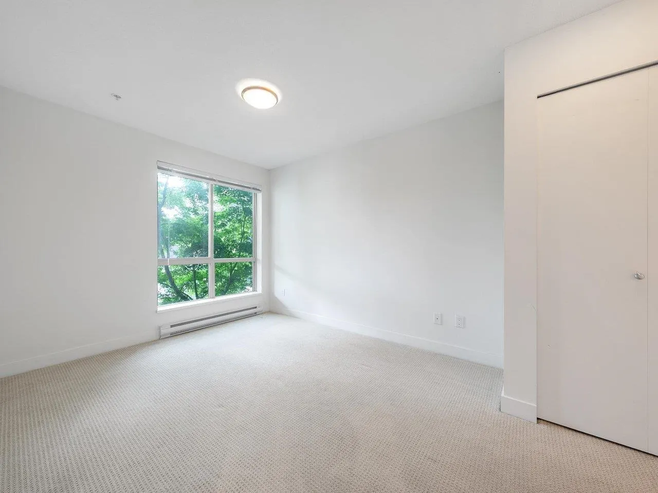 201 500 Royal Avenue