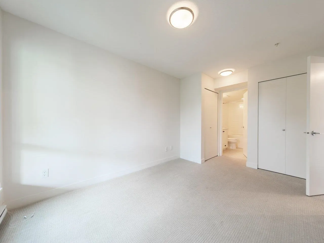 201 500 Royal Avenue