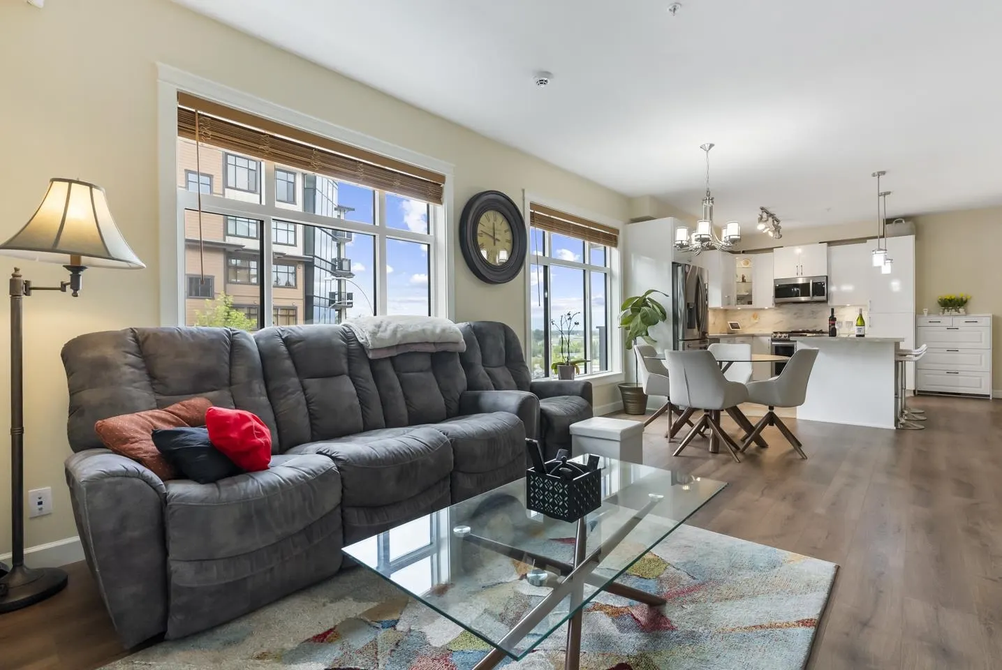 212 20376 86 Avenue