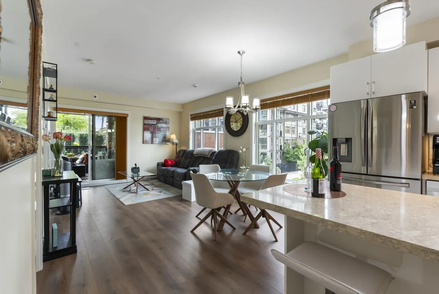 212 20376 86 Avenue