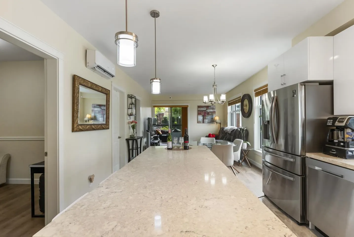 212 20376 86 Avenue