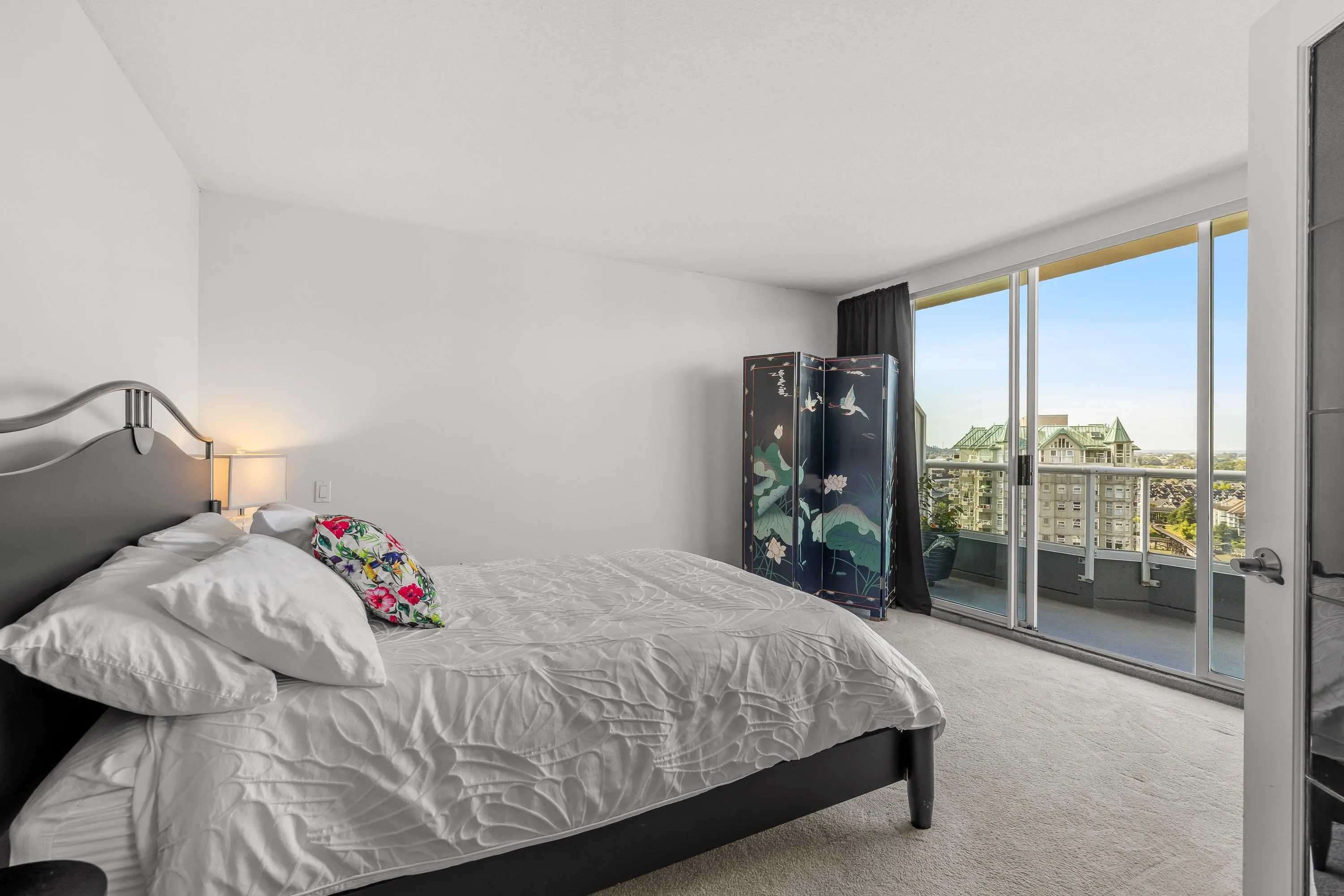 2002 1245 Quayside Drive