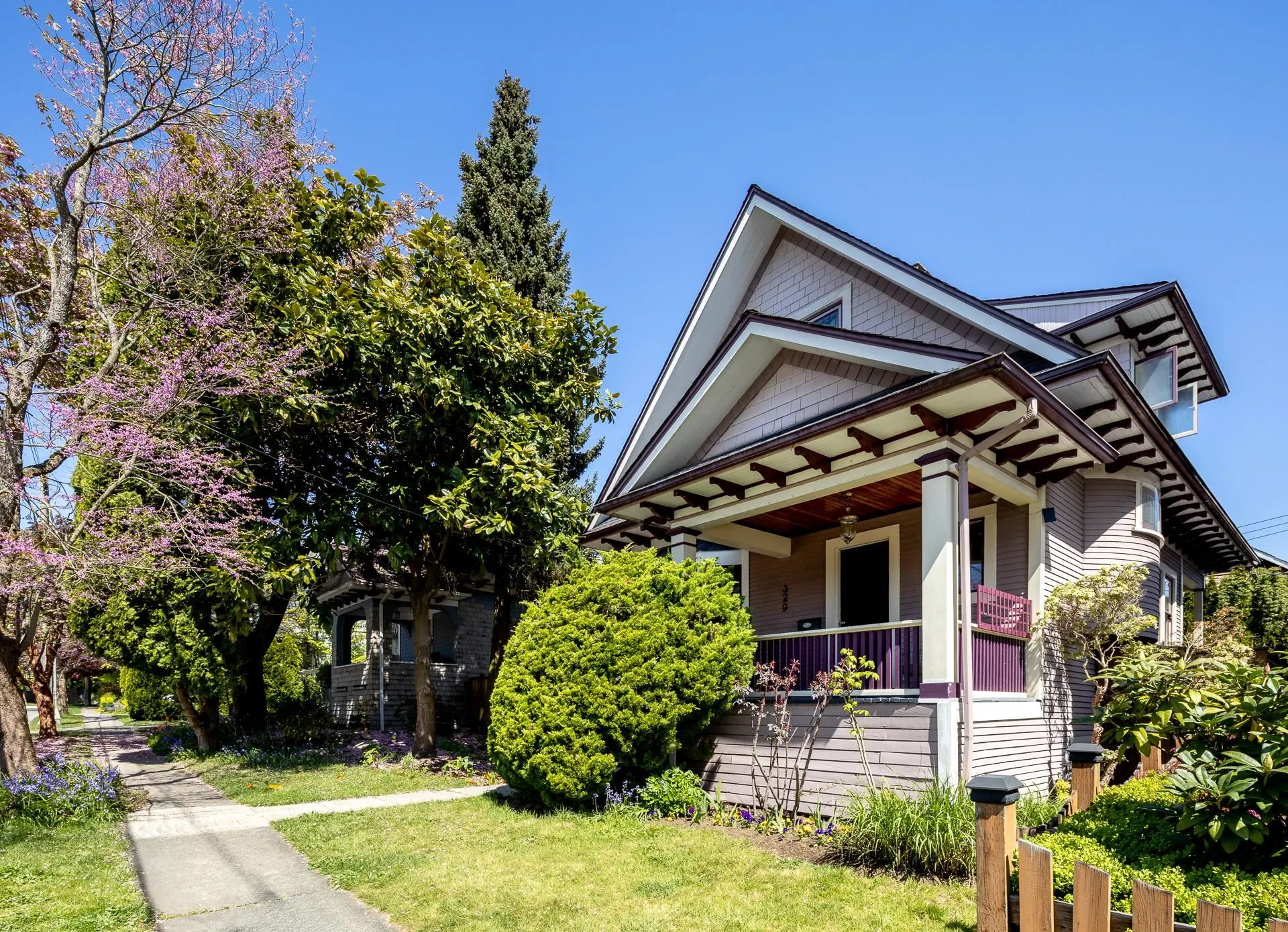 329 Pine Street