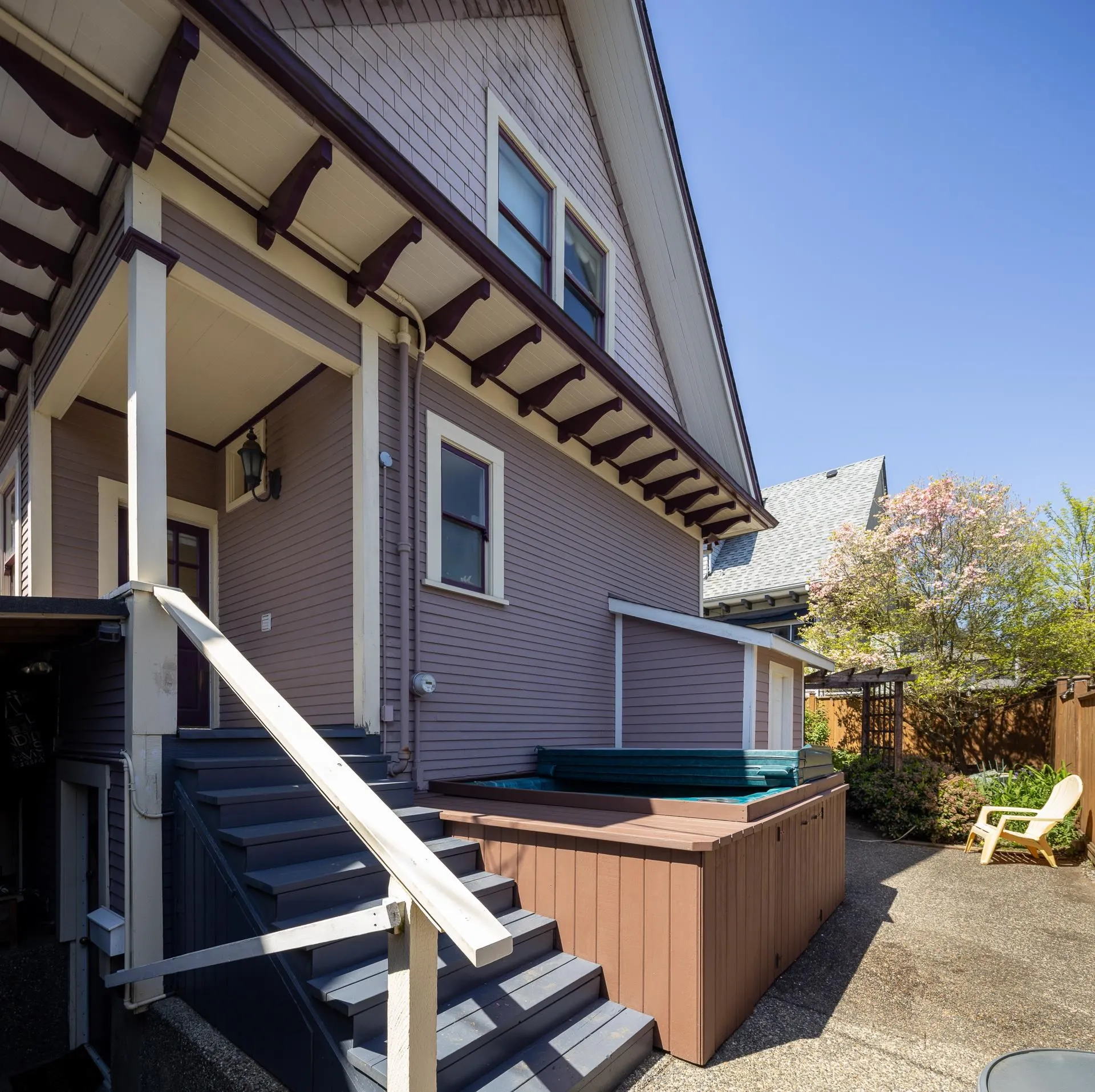 329 Pine Street