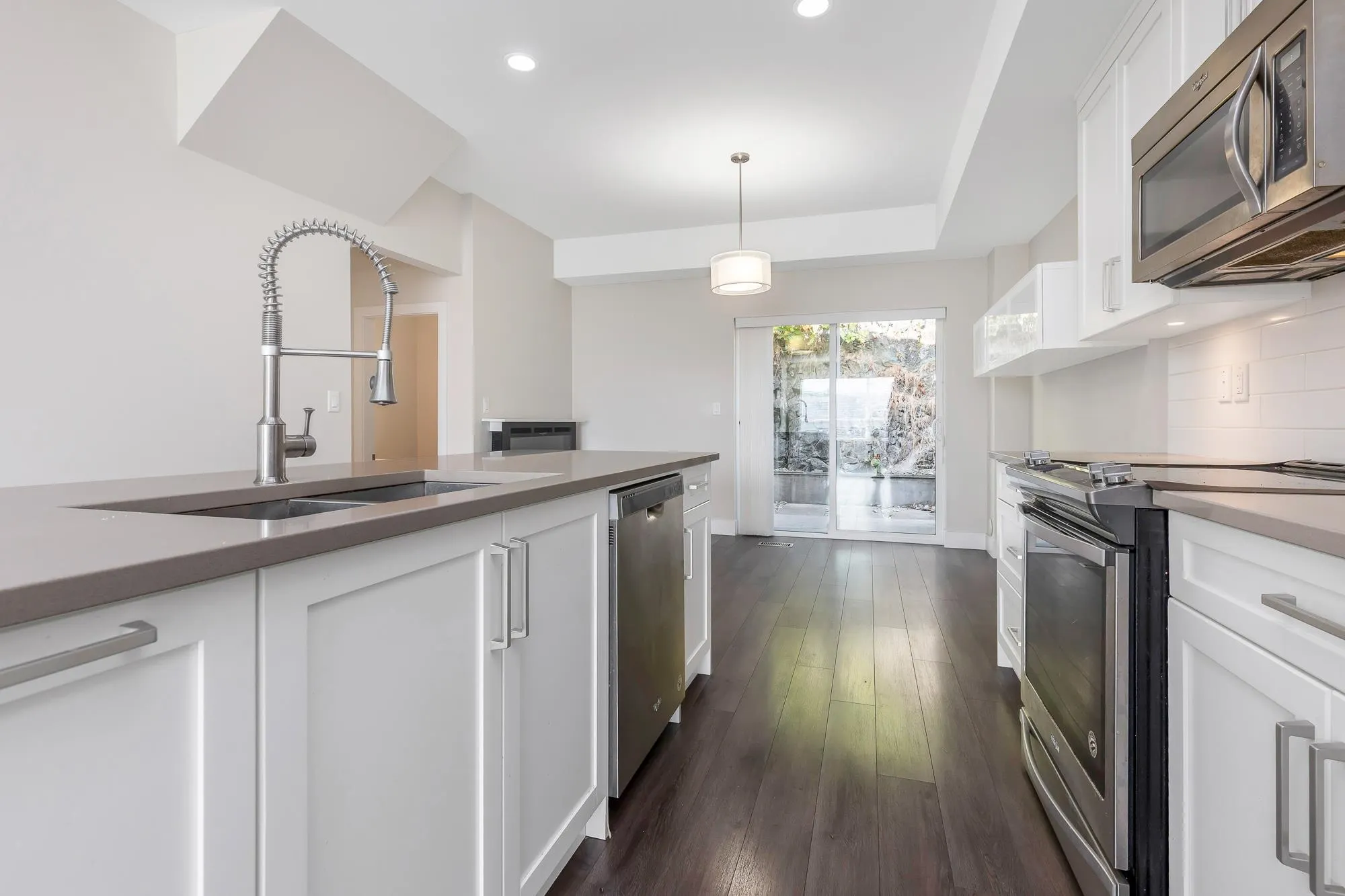 12 36099 Waterleaf Place