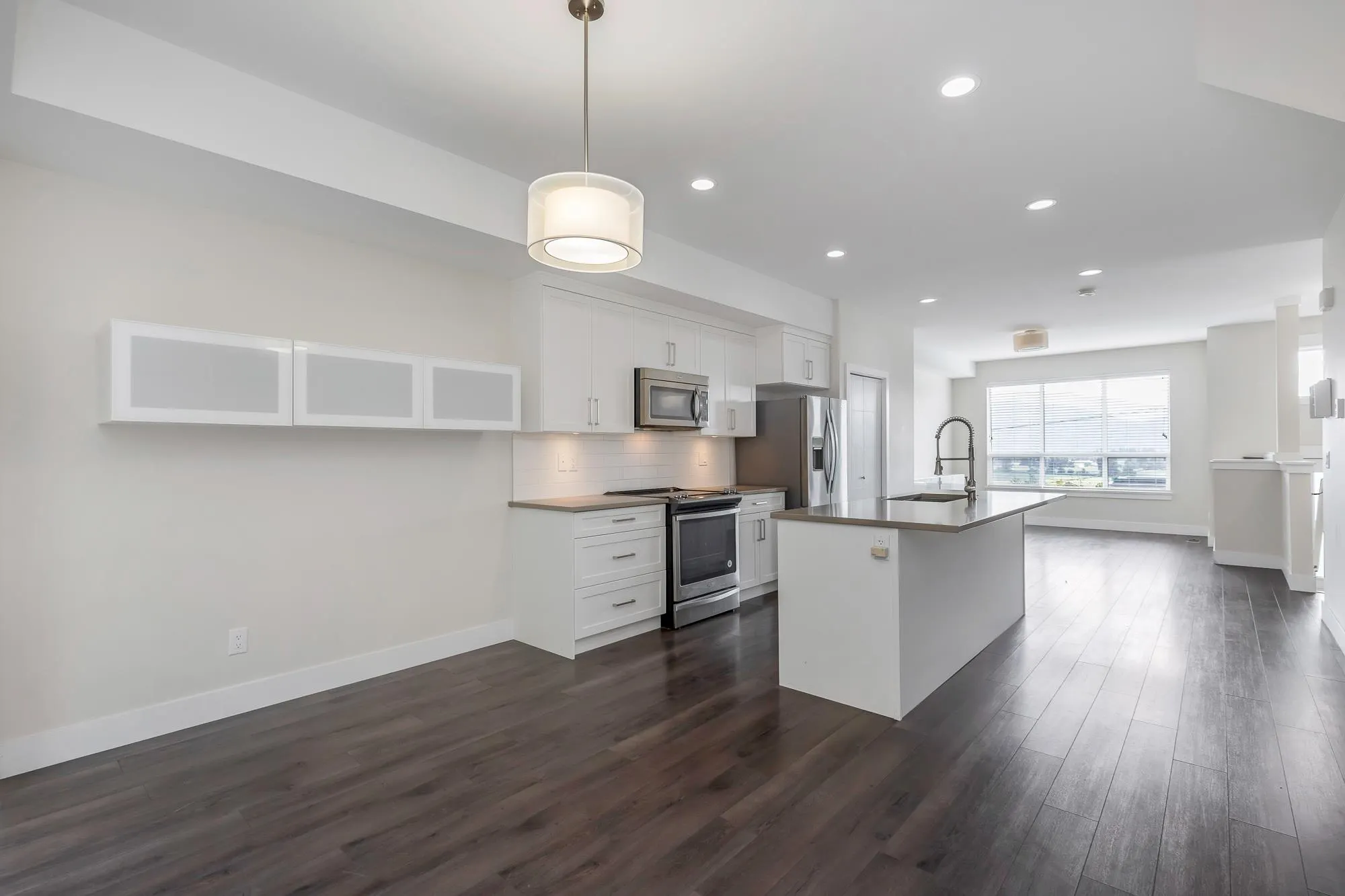 12 36099 Waterleaf Place