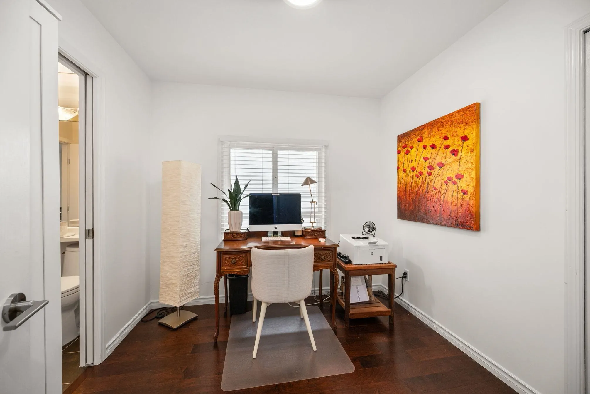 262 E 10th Street
