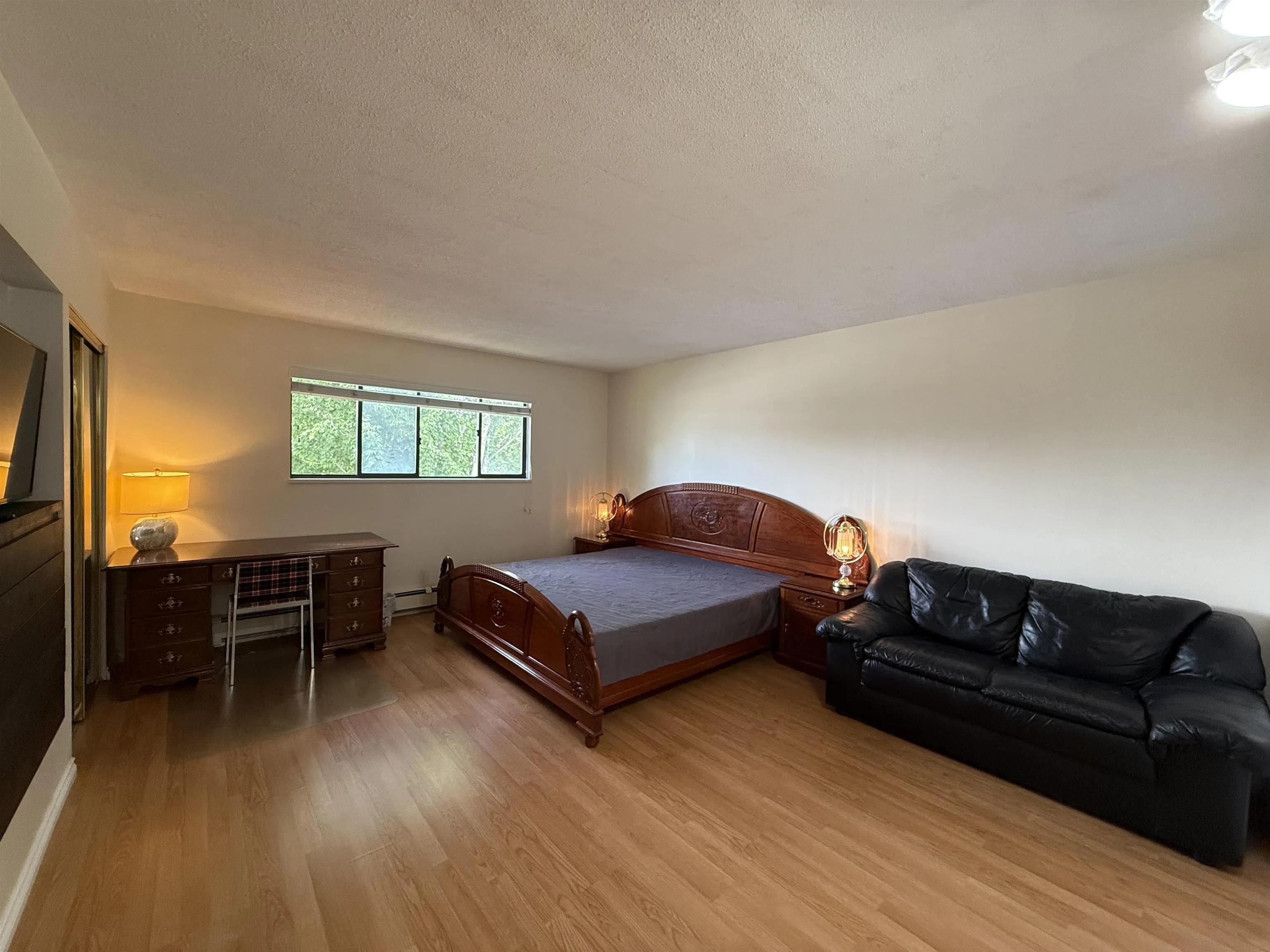 Upper Rental Su 67xx Cairns Court