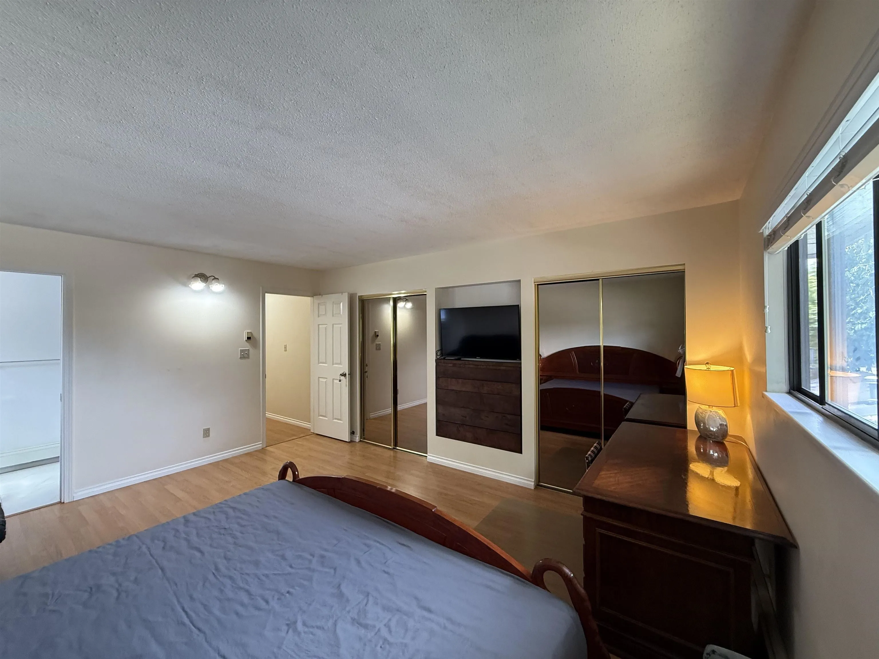 Upper Rental Su 67xx Cairns Court