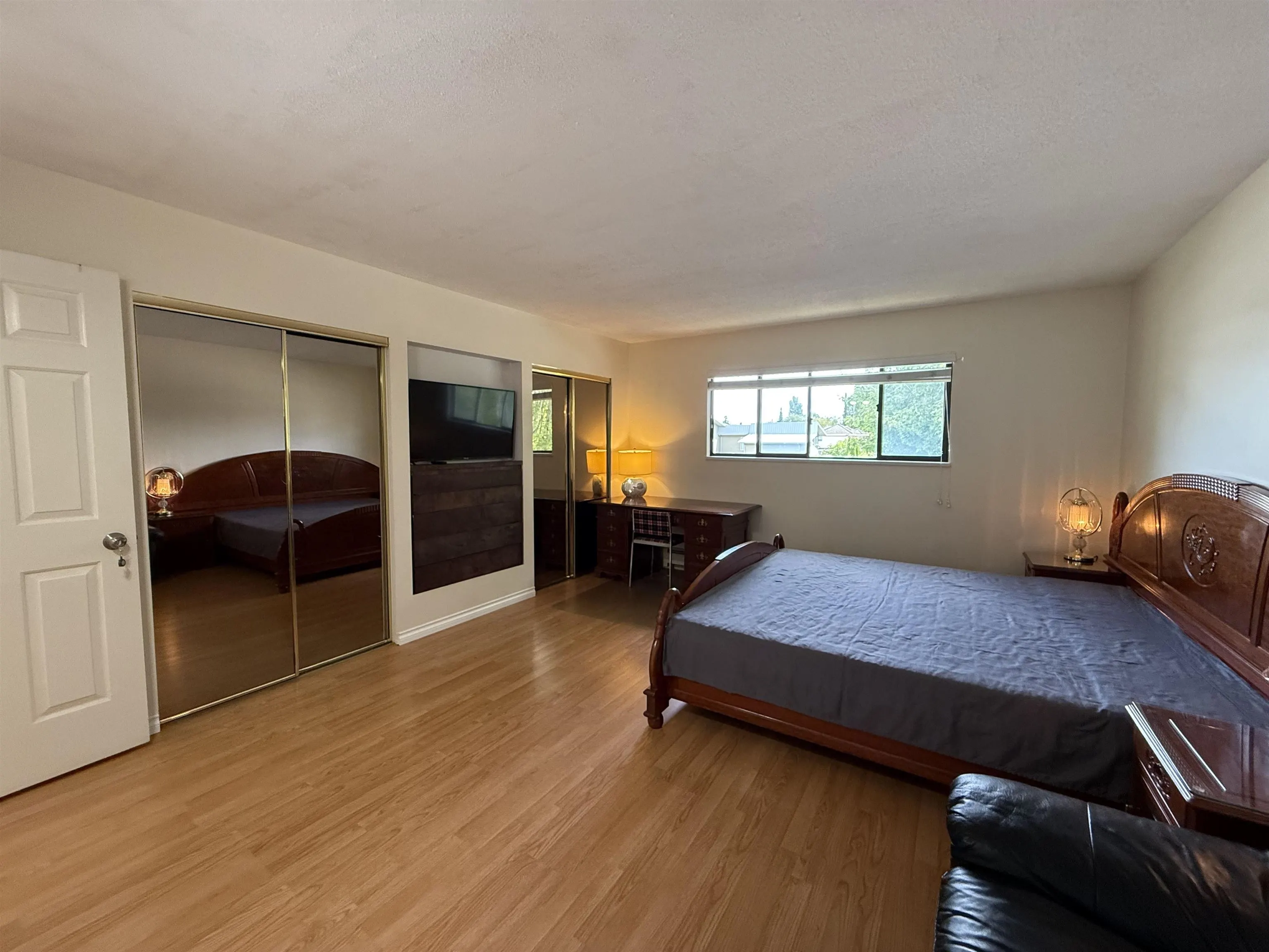Upper Rental Su 67xx Cairns Court