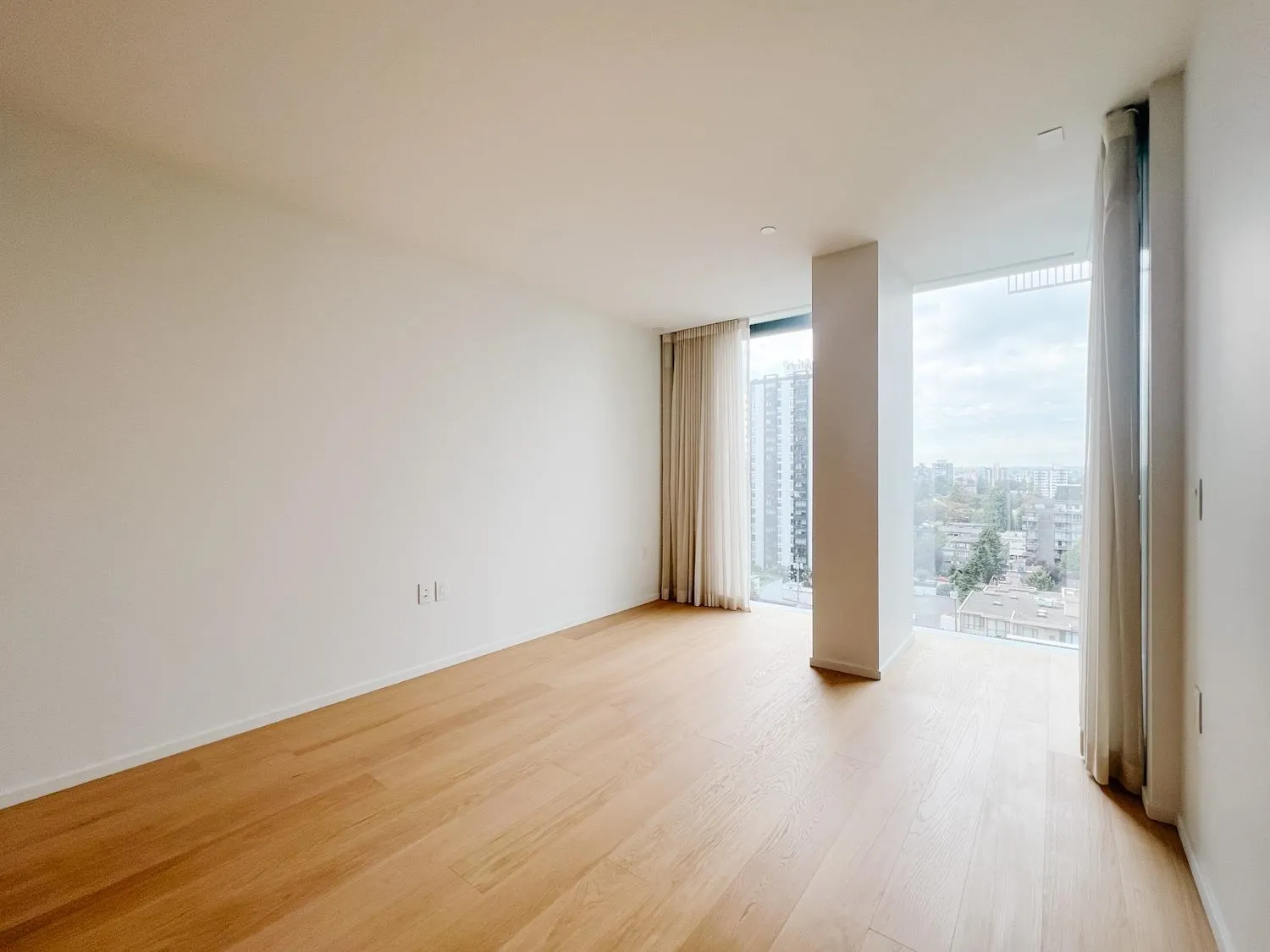 1406 1568 Alberni Street