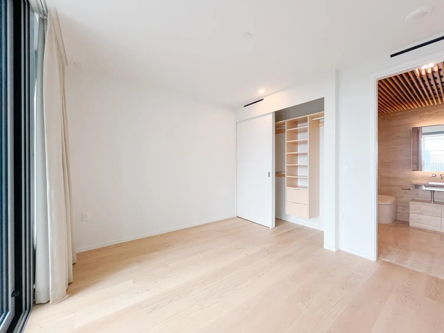 1406 1568 Alberni Street