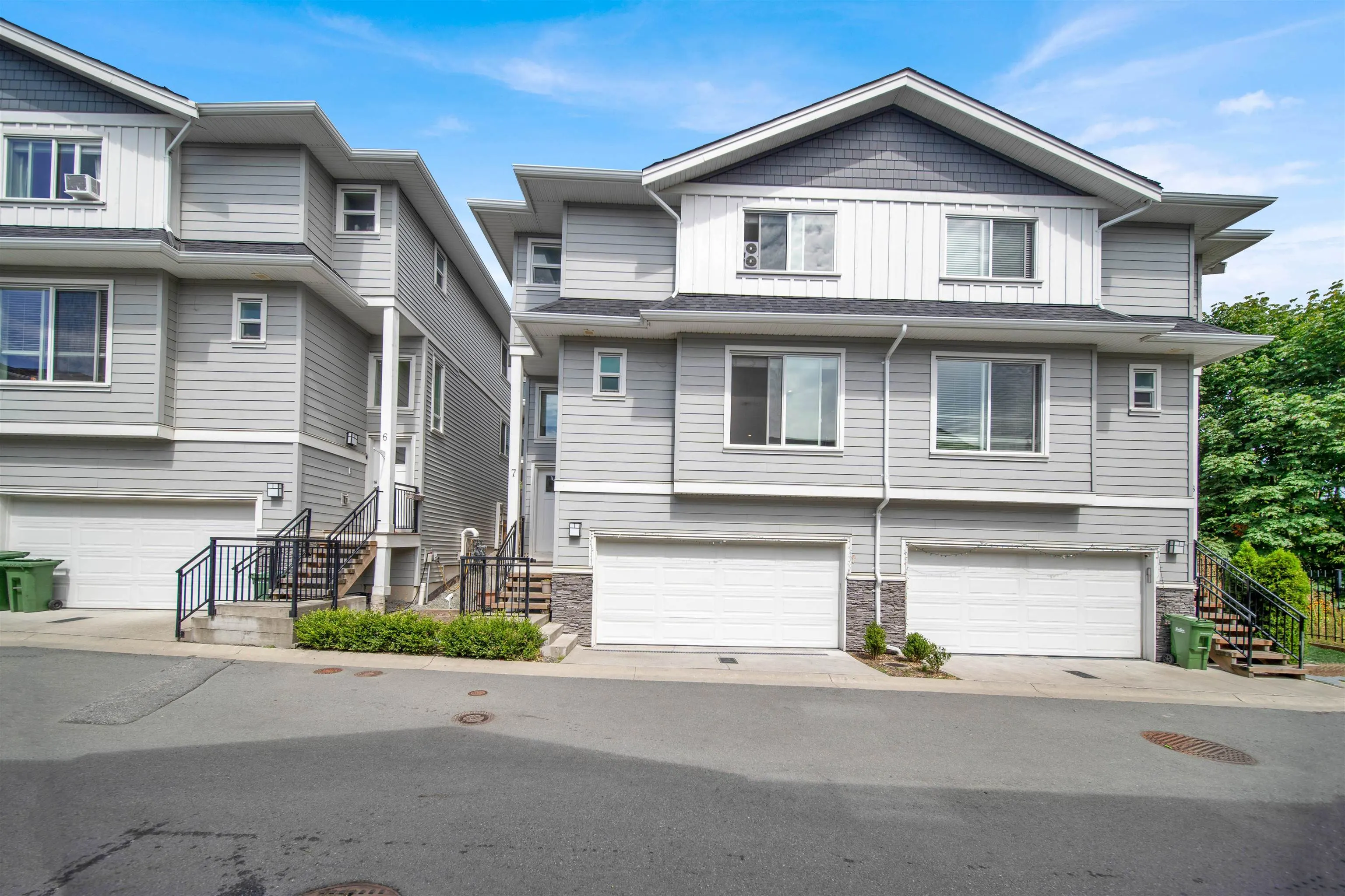 7 31548 Upper Maclure Road