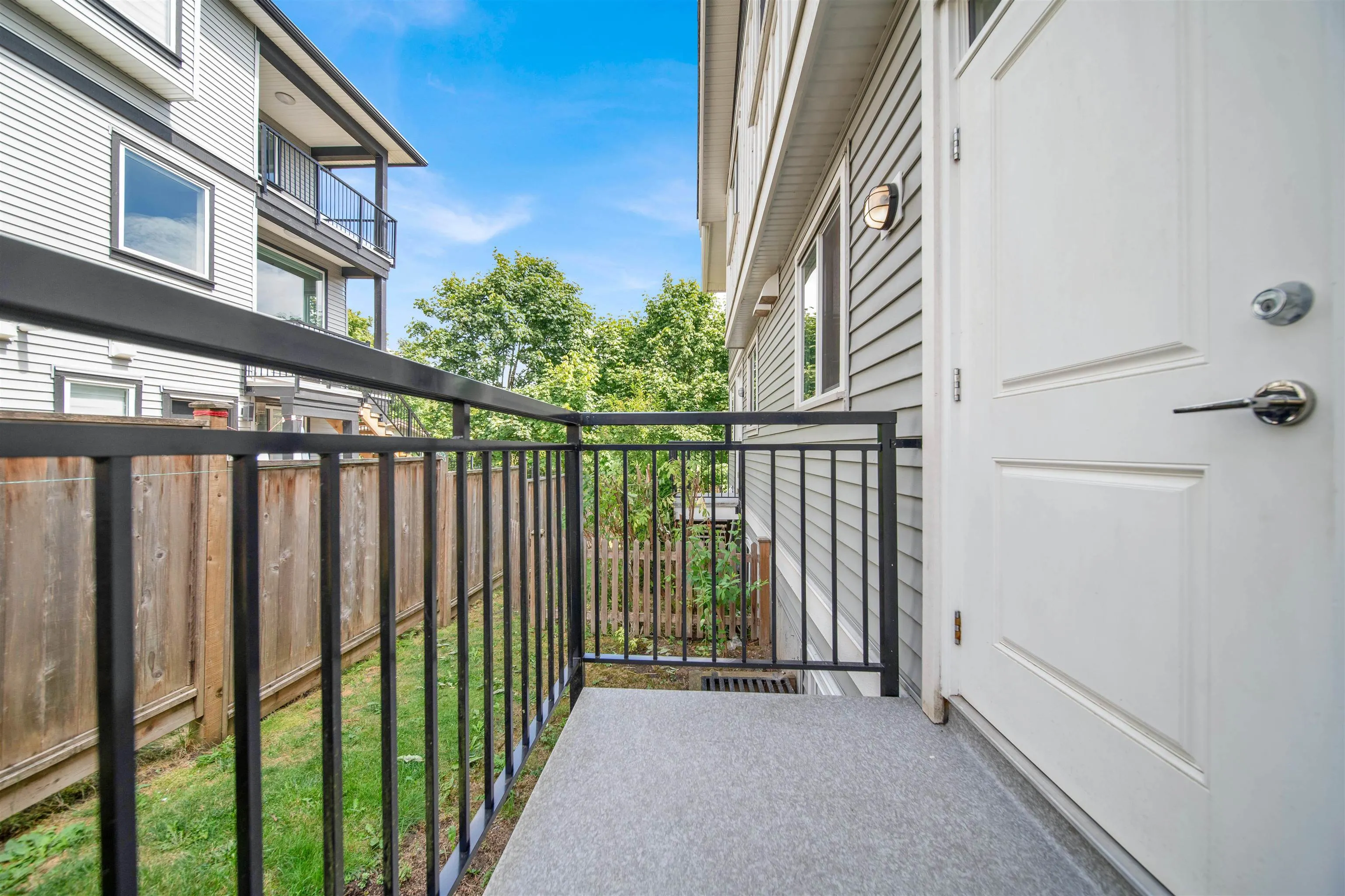 7 31548 Upper Maclure Road