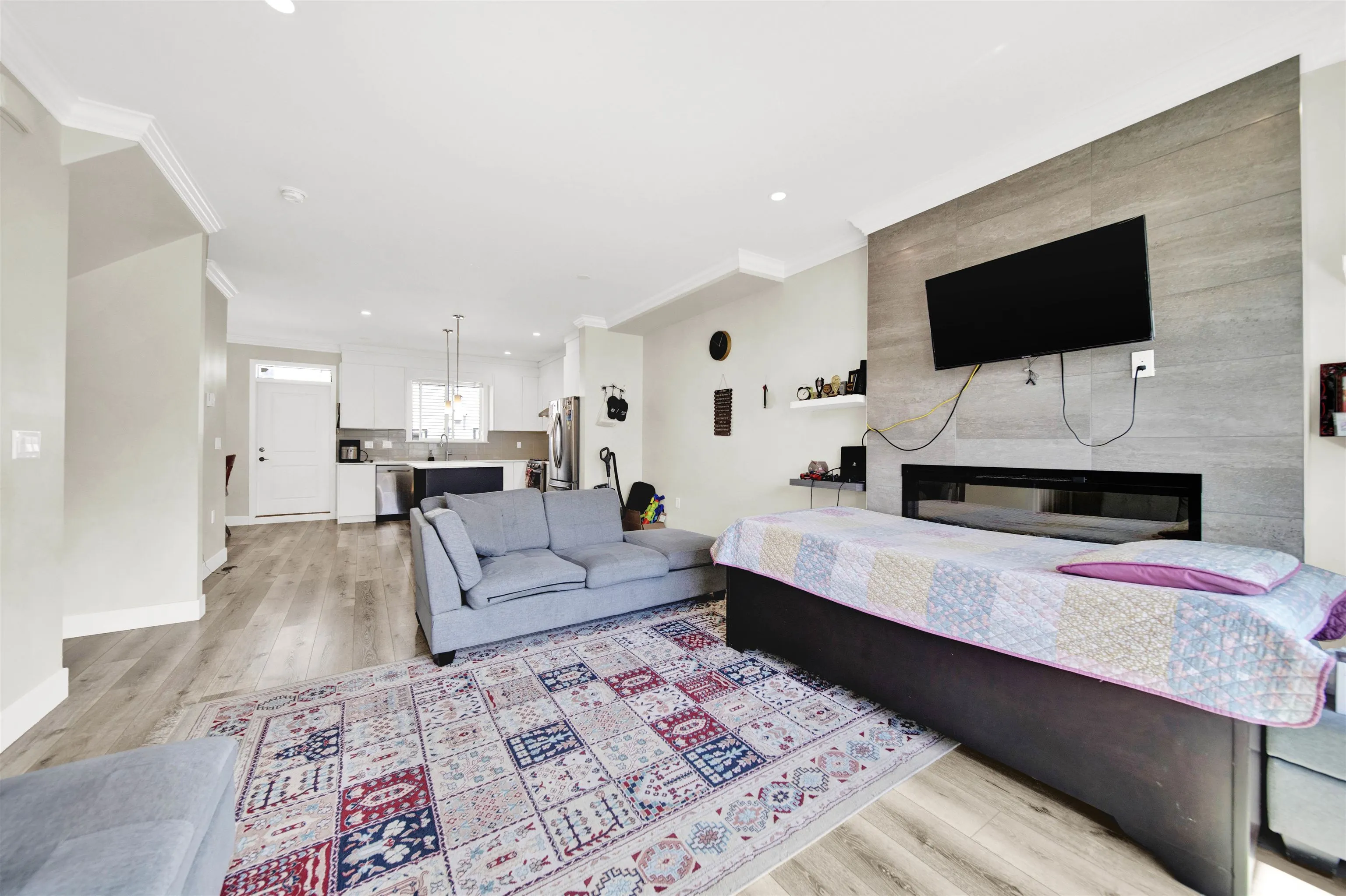 7 31548 Upper Maclure Road