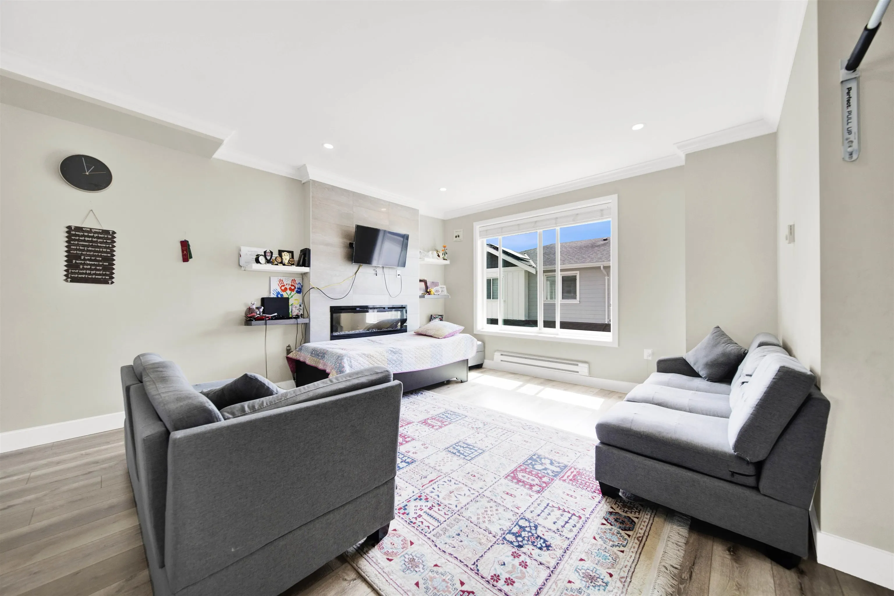 7 31548 Upper Maclure Road