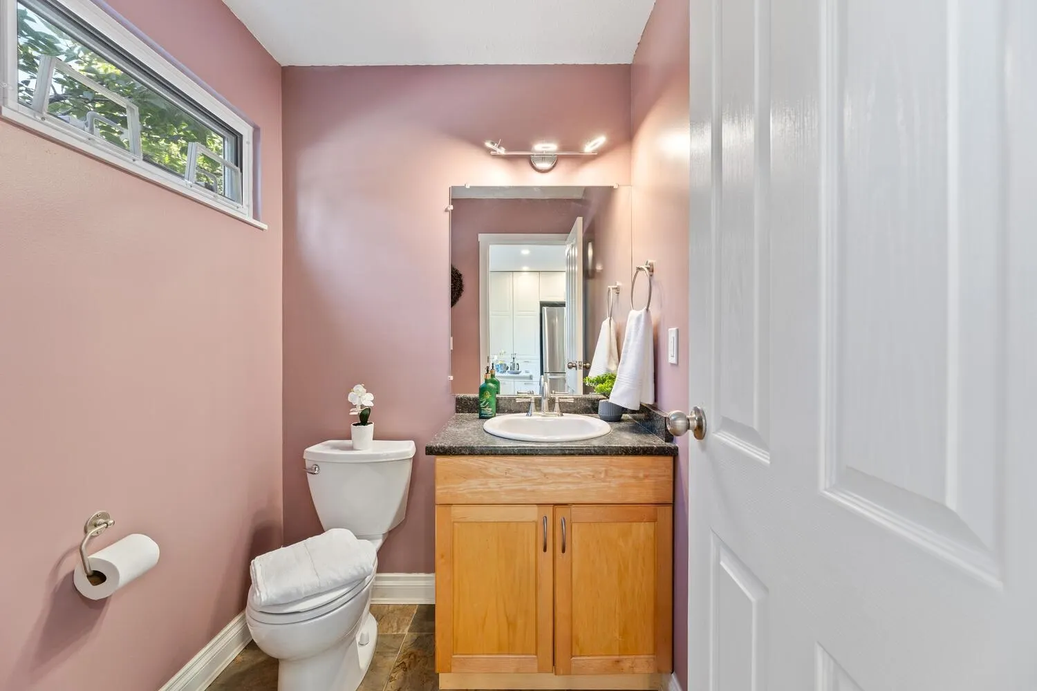 573 Carlsen Place