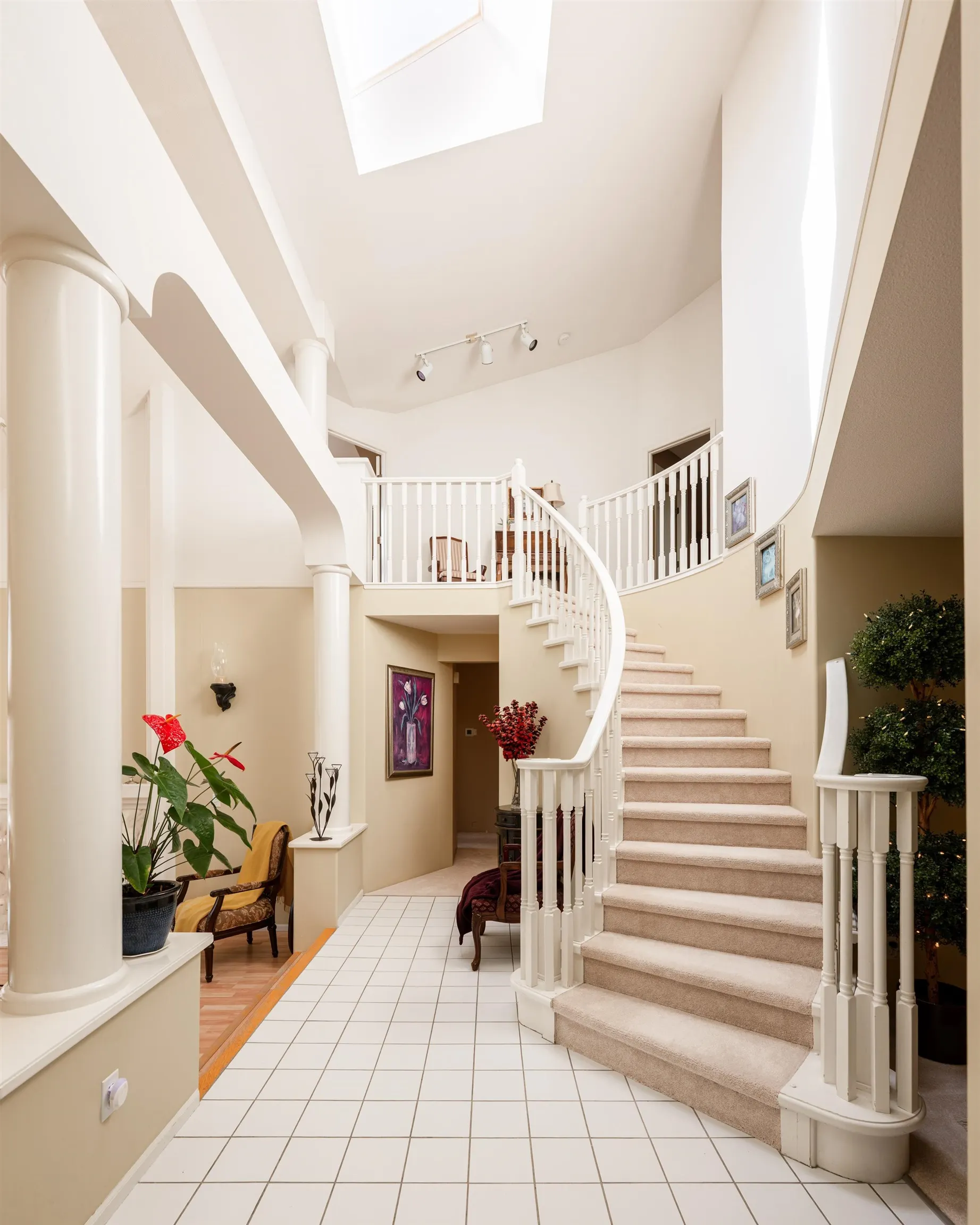 2905 Cliffrose Crescent