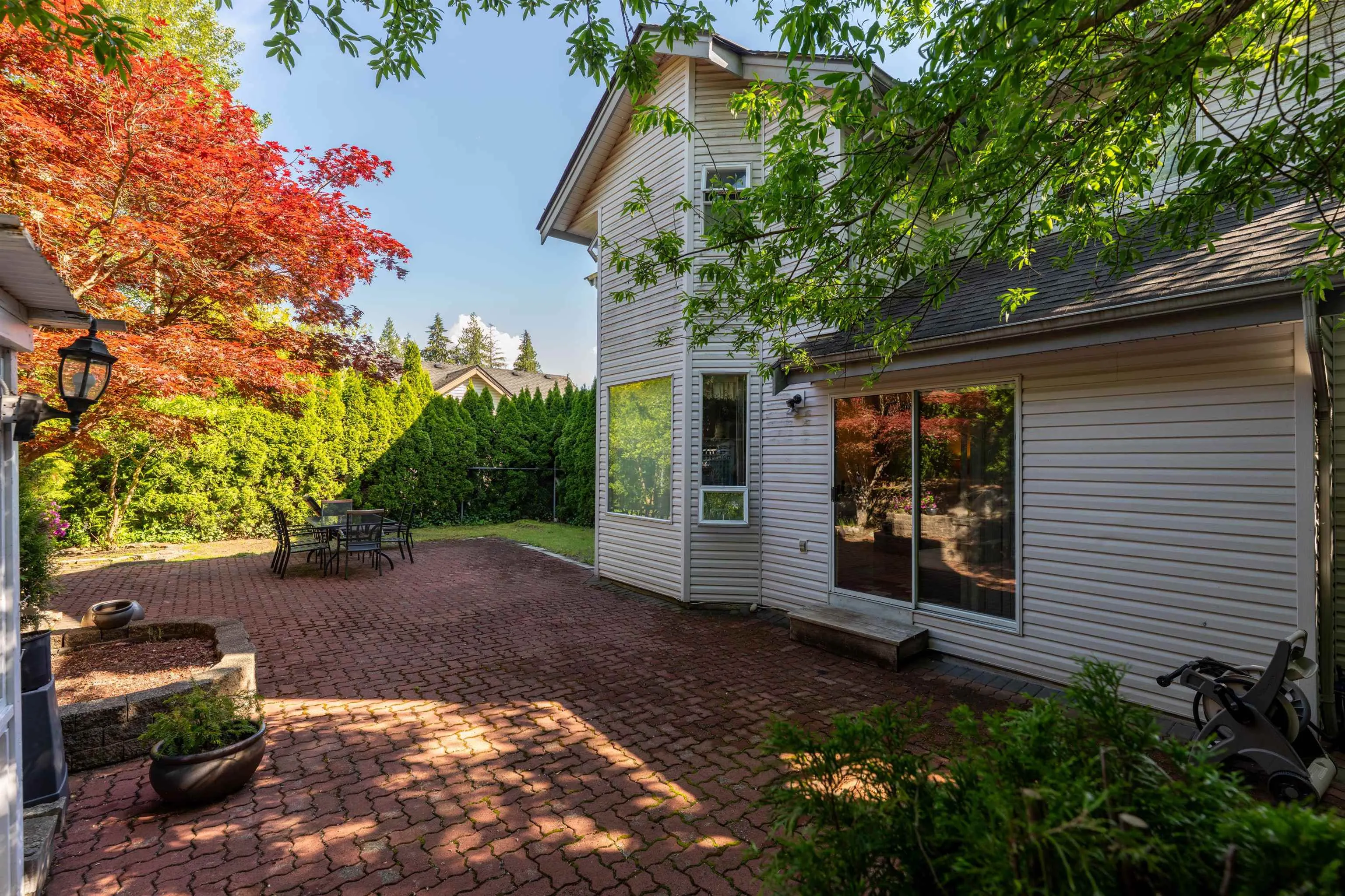 2905 Cliffrose Crescent
